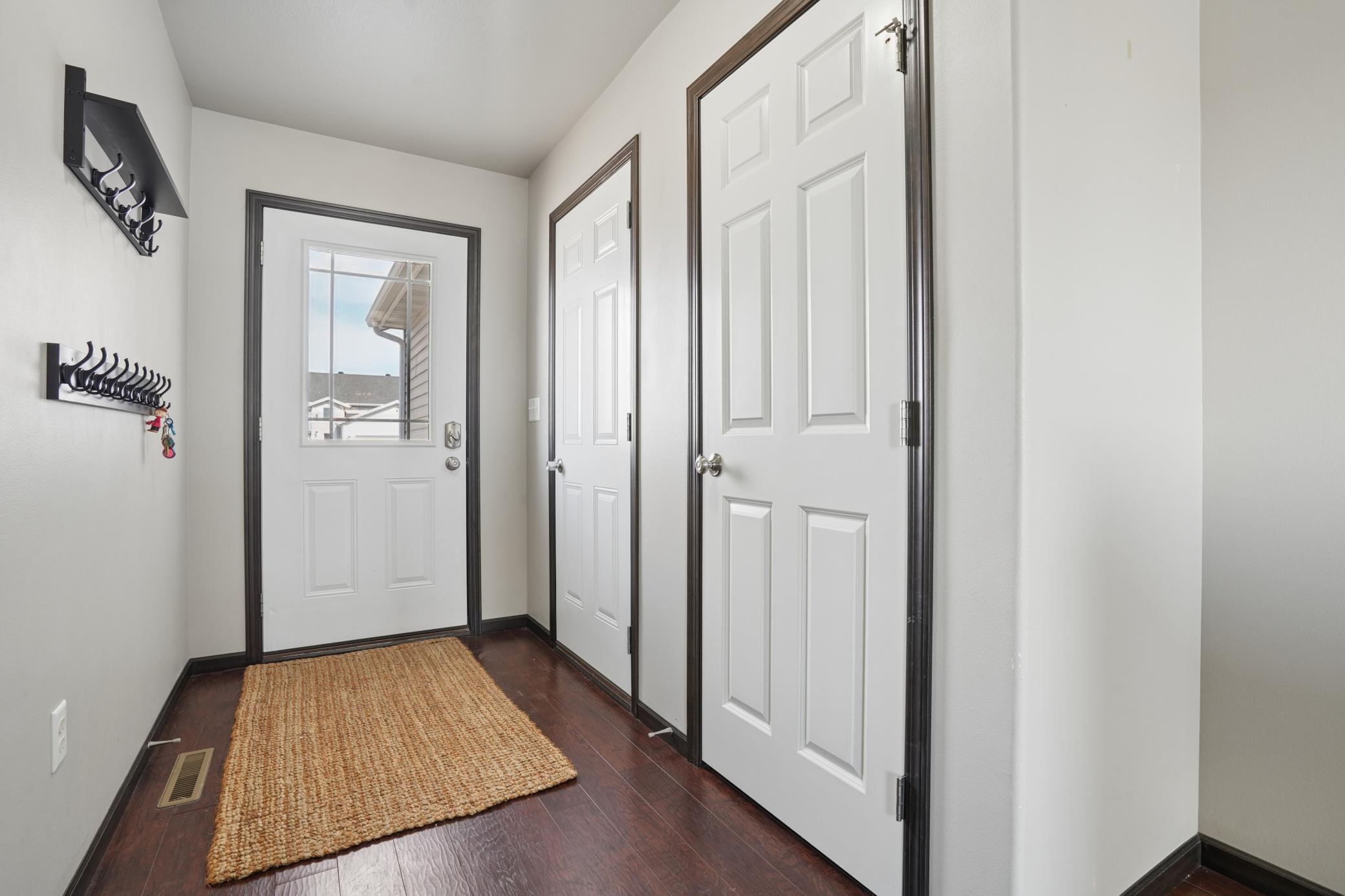 2015 single family home for sale at 5594 Justice Drive S in Fargo, ND — 4 bed, 2 bath (photo 4 of 25)