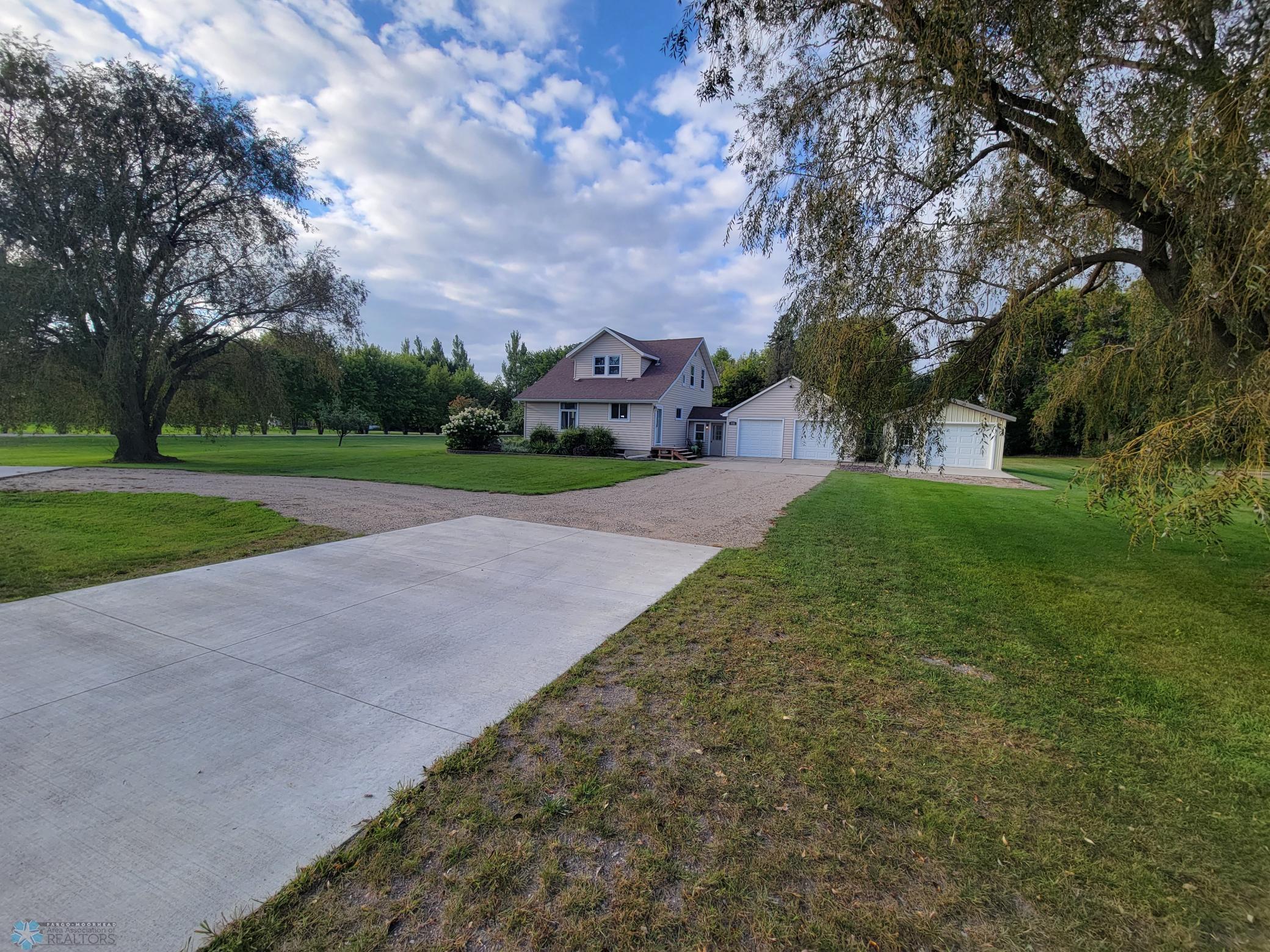 551 Wall Avenue, Horace ND 58047 - Photo 2 of 37