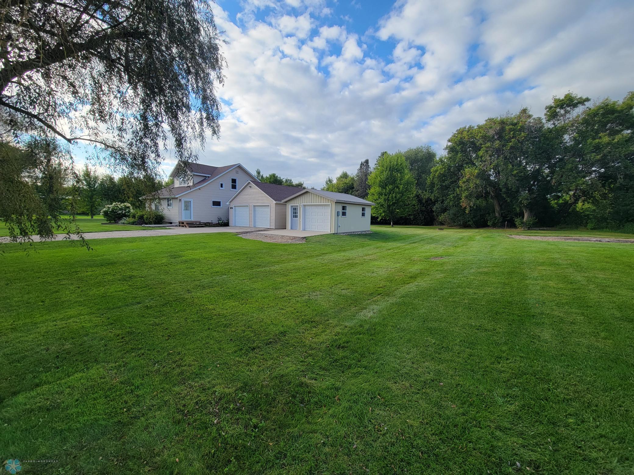 551 Wall Avenue, Horace ND 58047 - Photo 3 of 37