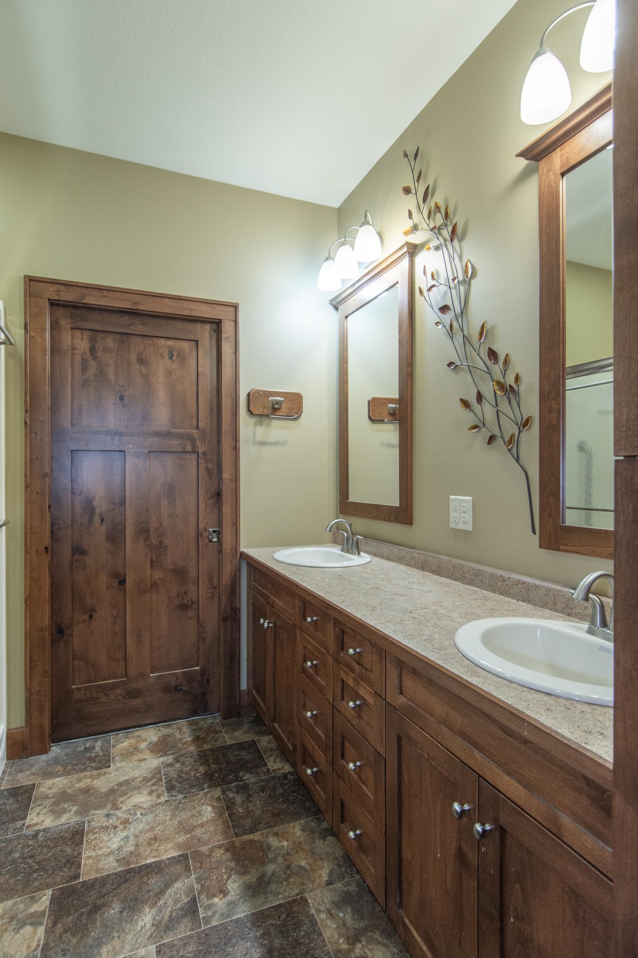 2004 twin home for sale at 12762 Vintage Circle in Staples, MN — 3 bed, 2 bath (photo 21 of 38)