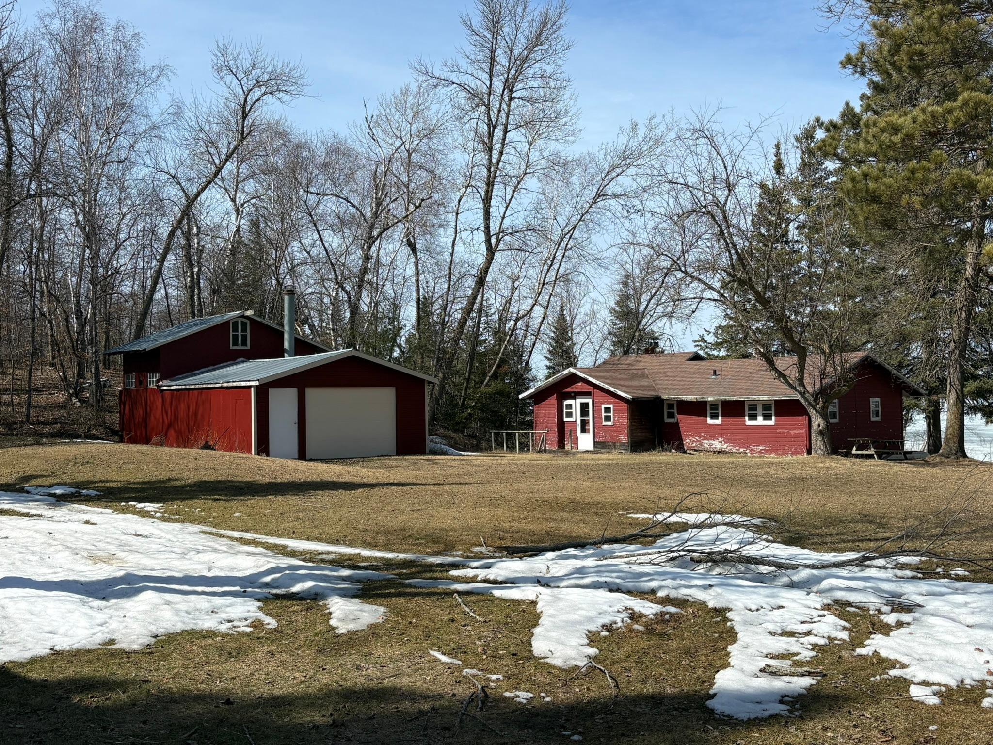 1978 single family home for sale at 46824 Foss Road in Osage, MN — 5 bed, 3 bath (photo 4 of 35)