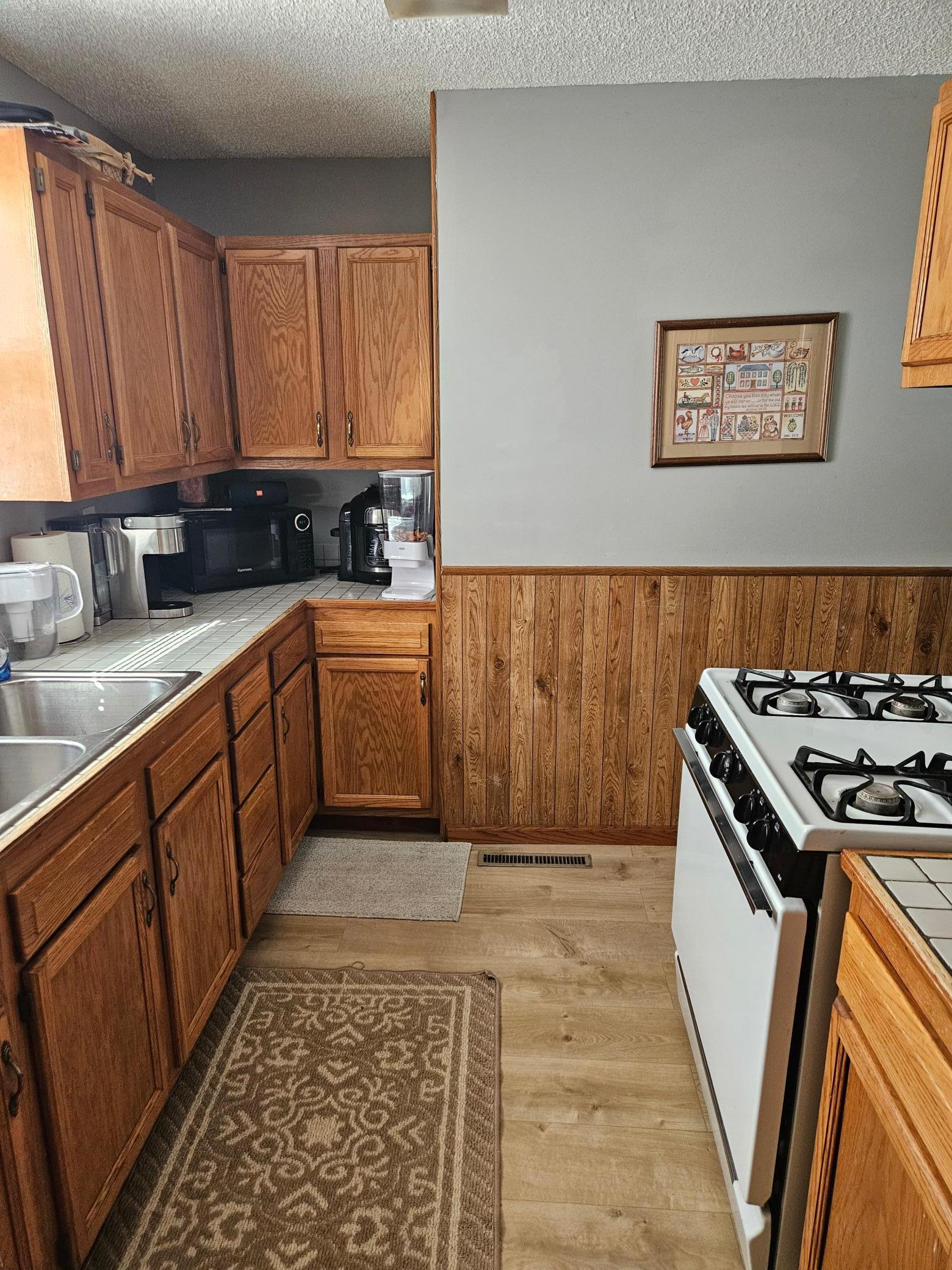 1888 duplex for sale at 519 S 9th Street in Brainerd, MN — 3 bed, 2 bath (photo 25 of 27)
