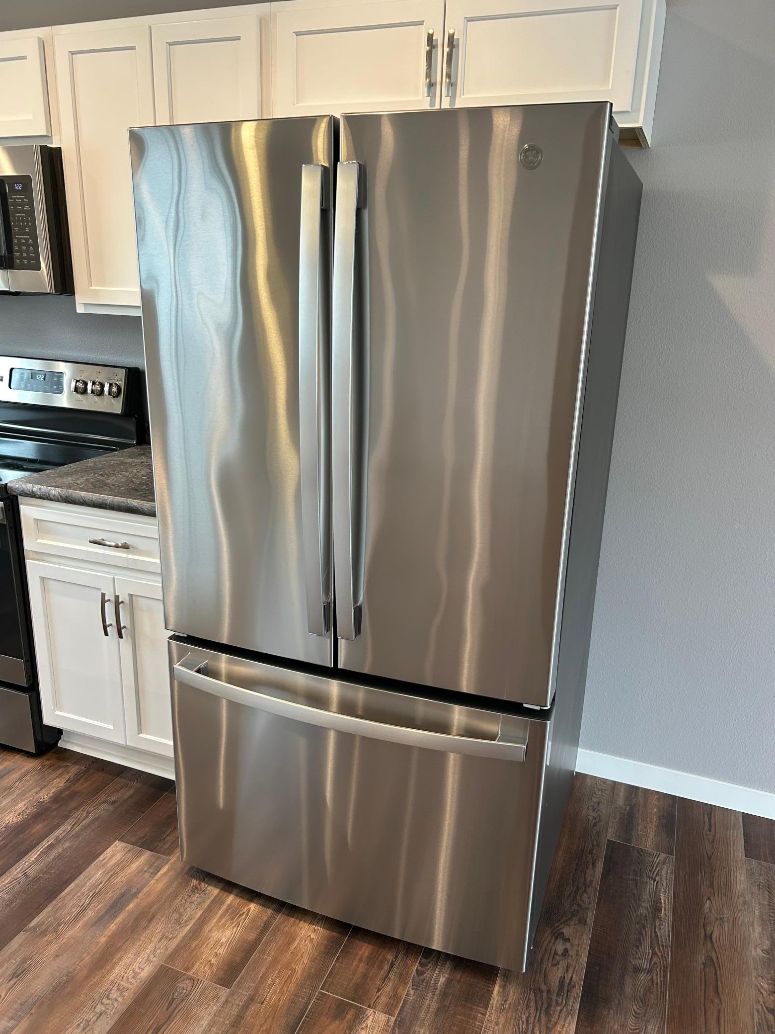 2022 single family home for sale at 2008 Nelson Drive in Thief River Falls, MN — 3 bed, 2 bath (photo 11 of 54)