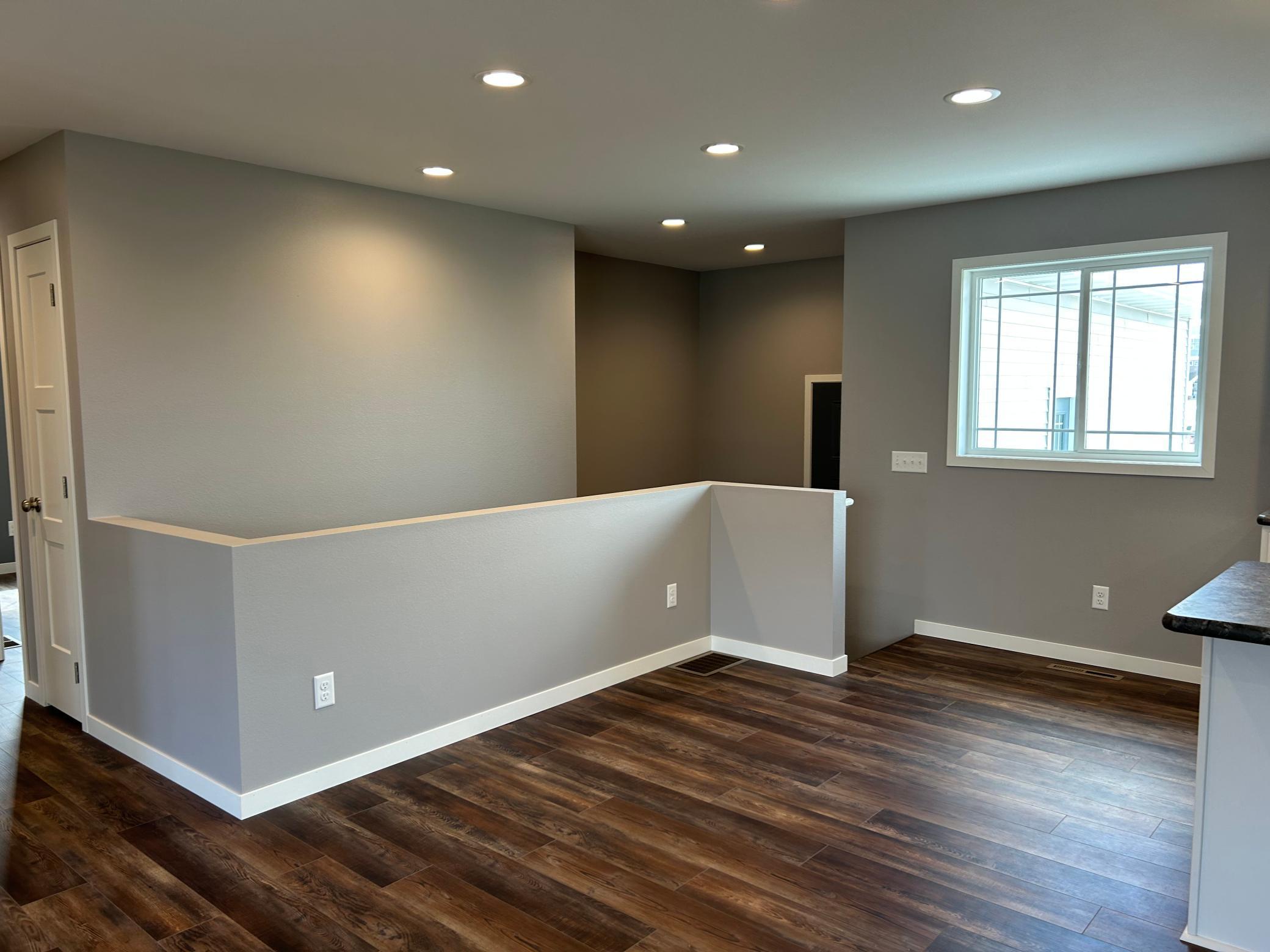 2022 single family home for sale at 2008 Nelson Drive in Thief River Falls, MN — 3 bed, 2 bath (photo 17 of 54)