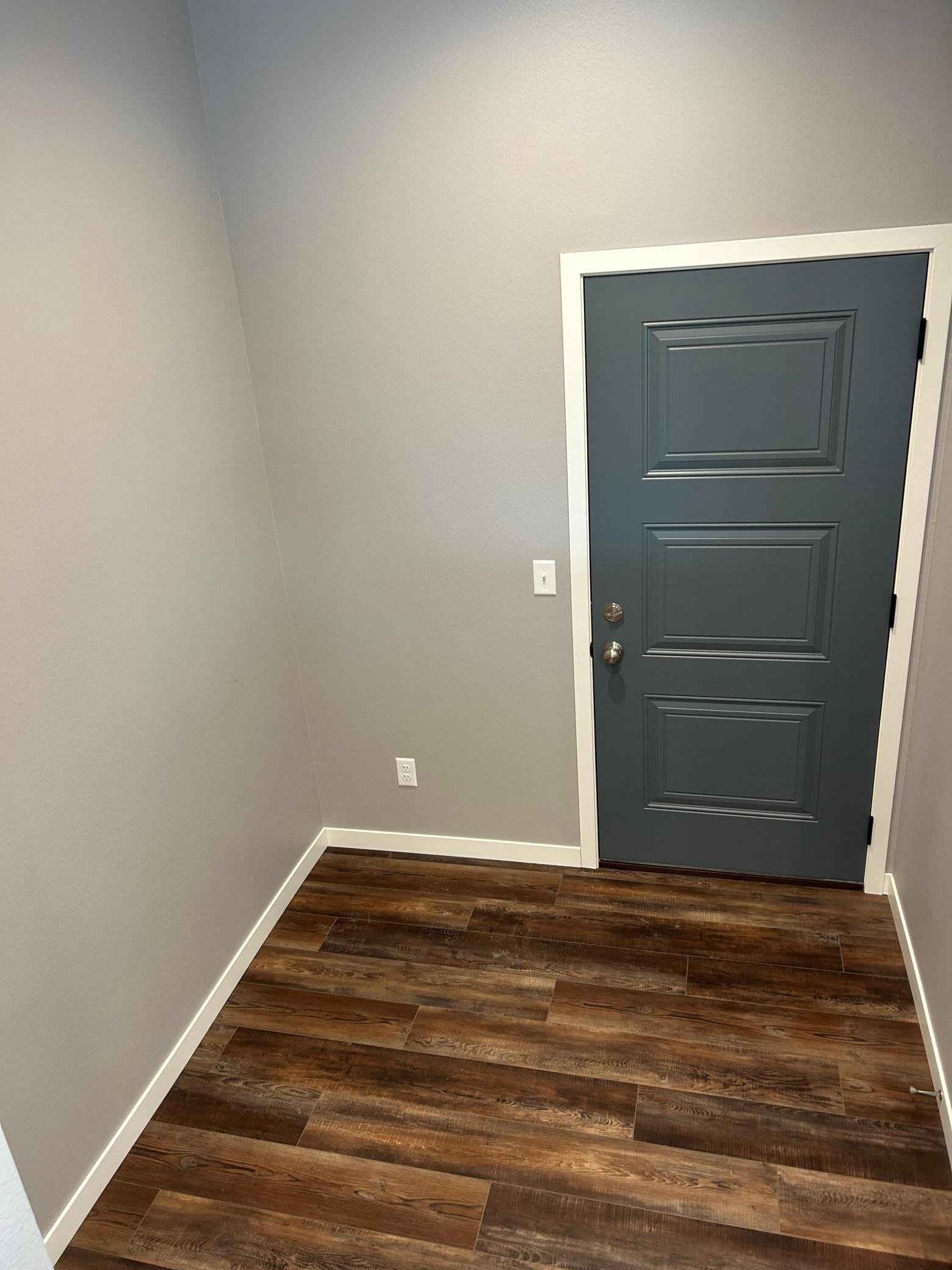 2022 single family home for sale at 2008 Nelson Drive in Thief River Falls, MN — 3 bed, 2 bath (photo 43 of 54)
