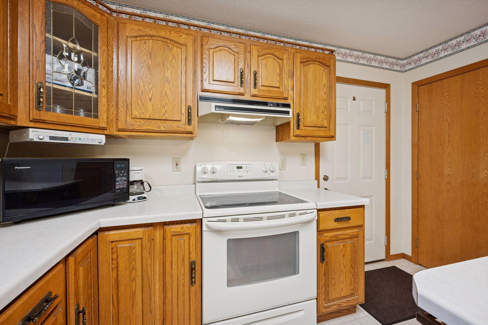 1994 single family home for sale at 12553 N Pelican Lane in Merrifield, MN — 2 bed, 2 bath (photo 11 of 48)