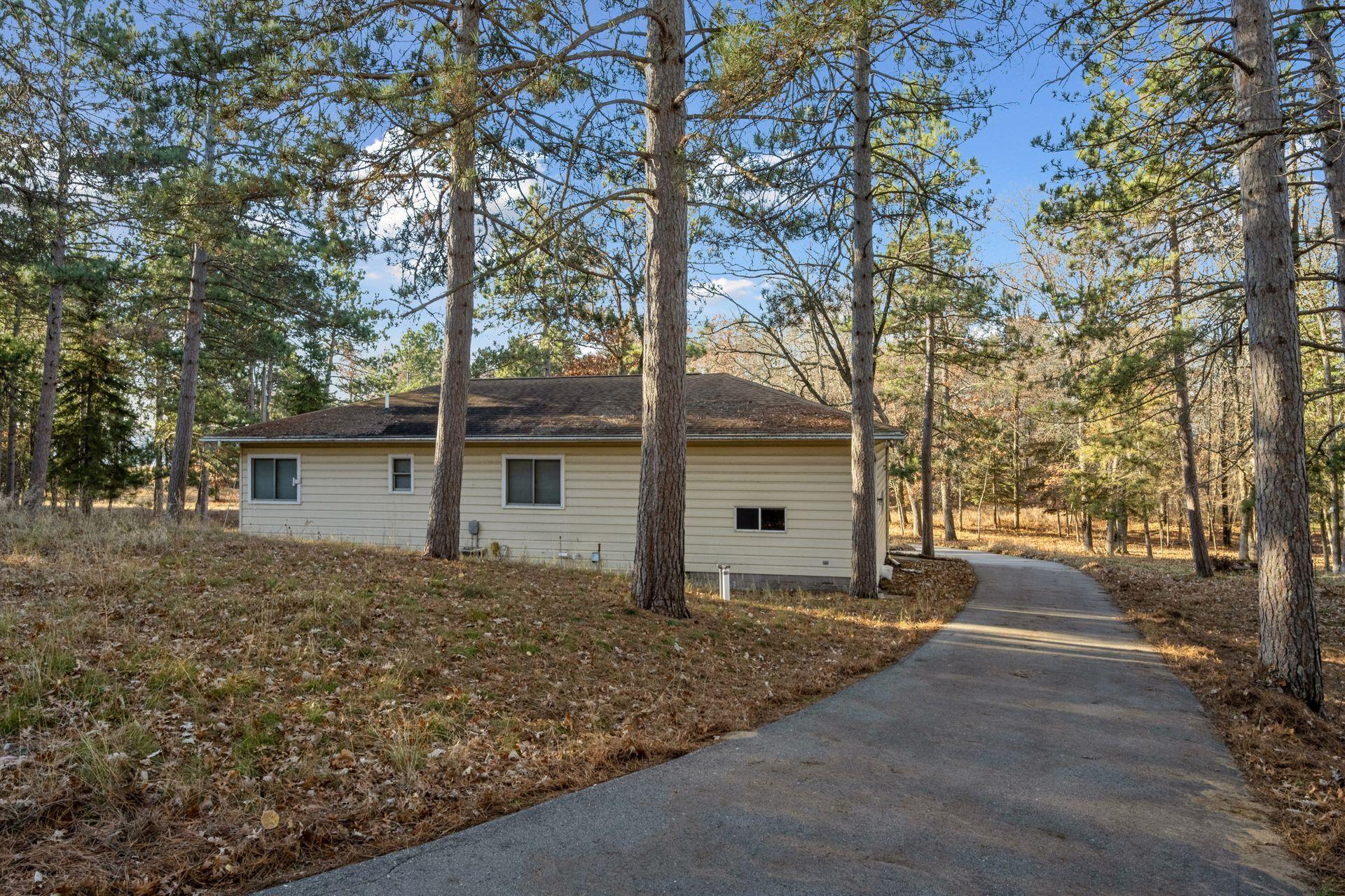 1994 single family home for sale at 12553 N Pelican Lane in Merrifield, MN — 2 bed, 2 bath (photo 7 of 48)