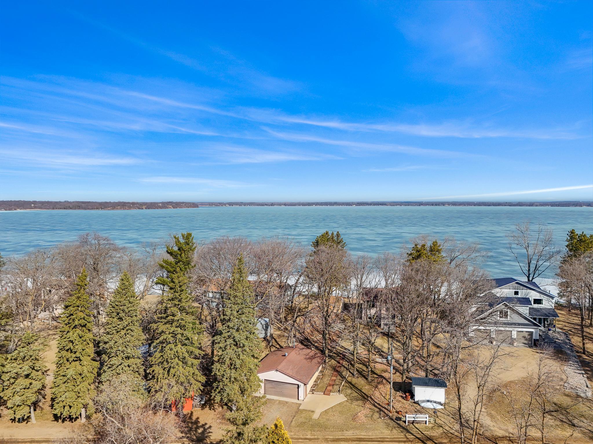 45257 Jack Pine Dr, Perham MN 56573 - Photo 5 of 48