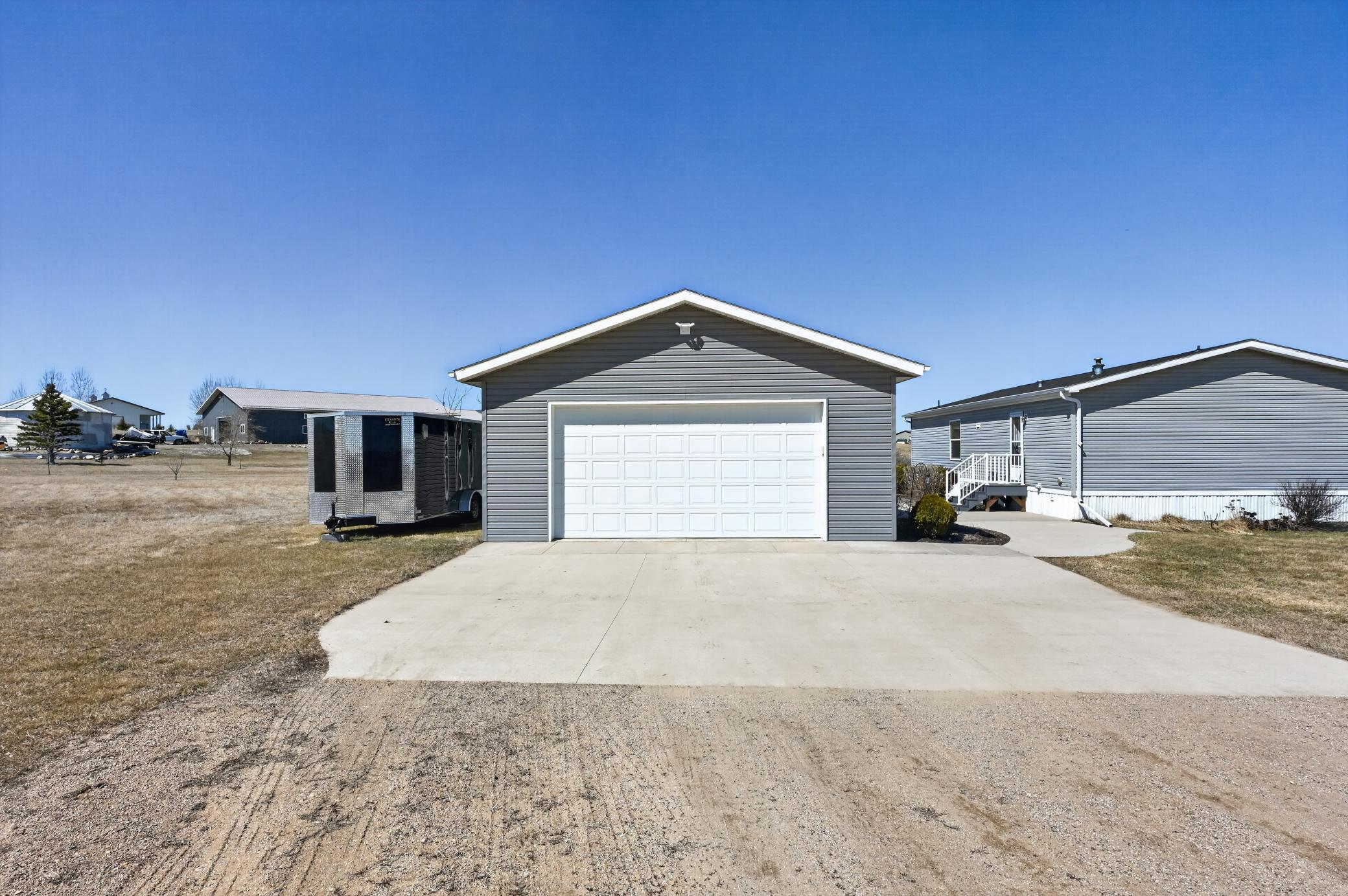 2016 single family home for sale at 10531 Cormorant Meadows Drive in Audubon, MN — 3 bed, 2 bath (photo 32 of 41)