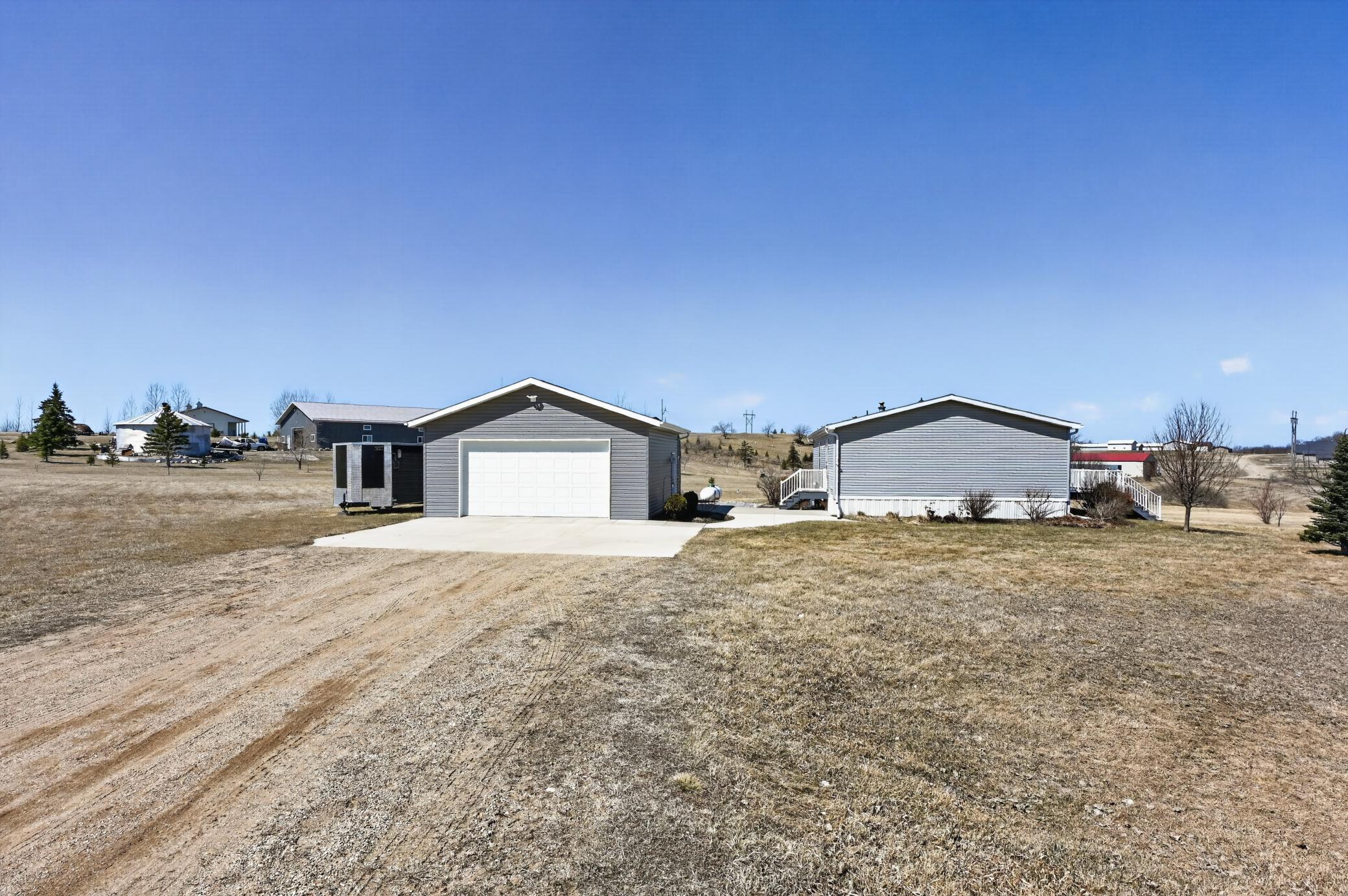 2016 single family home for sale at 10531 Cormorant Meadows Drive in Audubon, MN — 3 bed, 2 bath (photo 36 of 41)