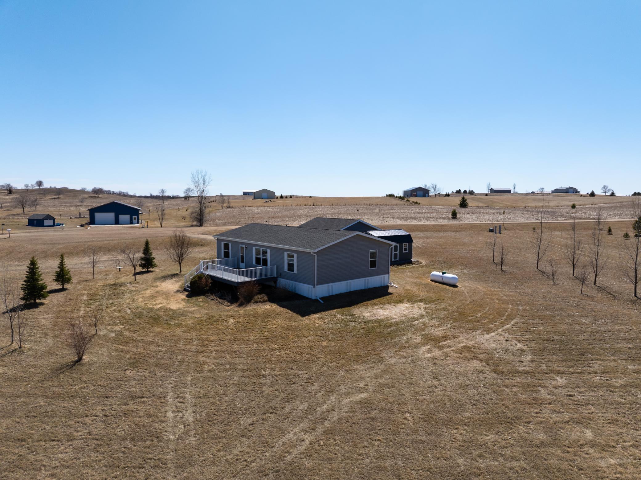 2016 single family home for sale at 10531 Cormorant Meadows Drive in Audubon, MN — 3 bed, 2 bath (photo 5 of 41)