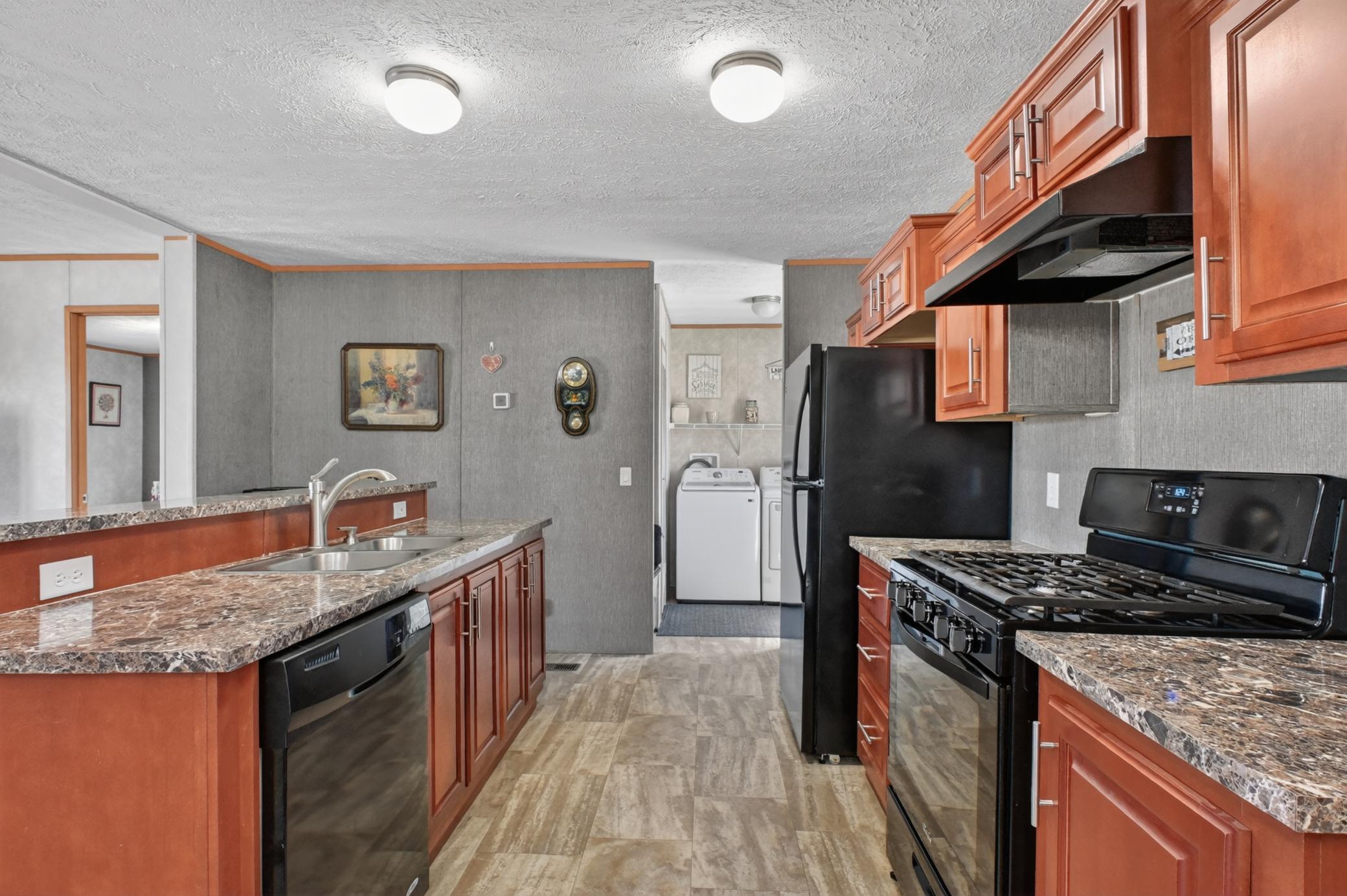 2016 single family home for sale at 10531 Cormorant Meadows Drive in Audubon, MN — 3 bed, 2 bath (photo 10 of 41)