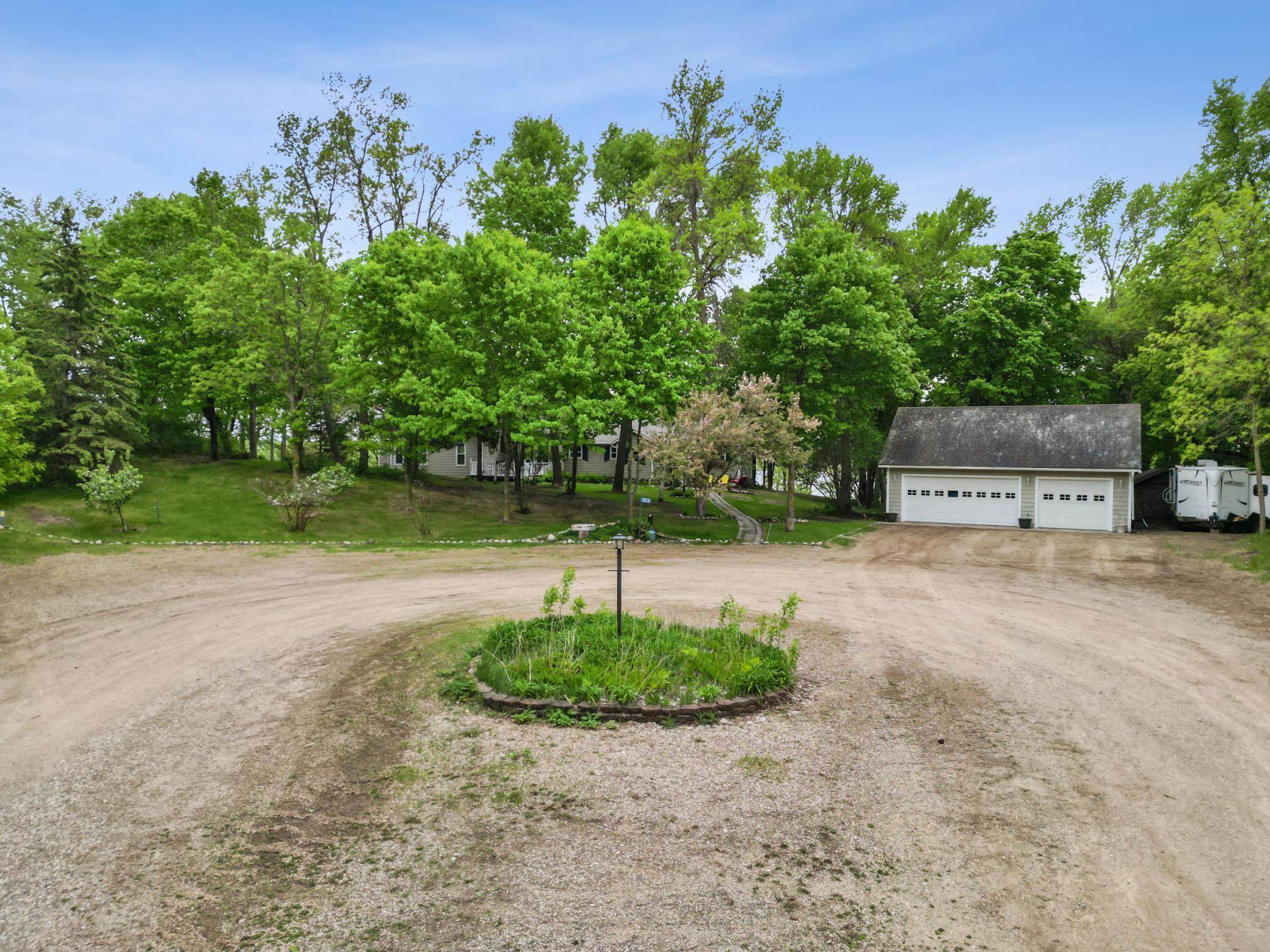 2001 single family home for sale at 32331 Loon Drive in Vergas, MN — 3 bed, 4 bath (photo 29 of 43)