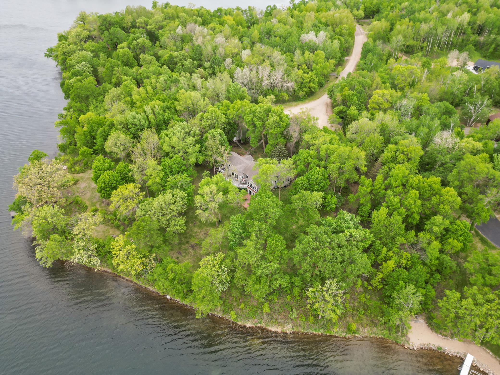 2001 single family home for sale at 32331 Loon Drive in Vergas, MN — 3 bed, 4 bath (photo 36 of 43)