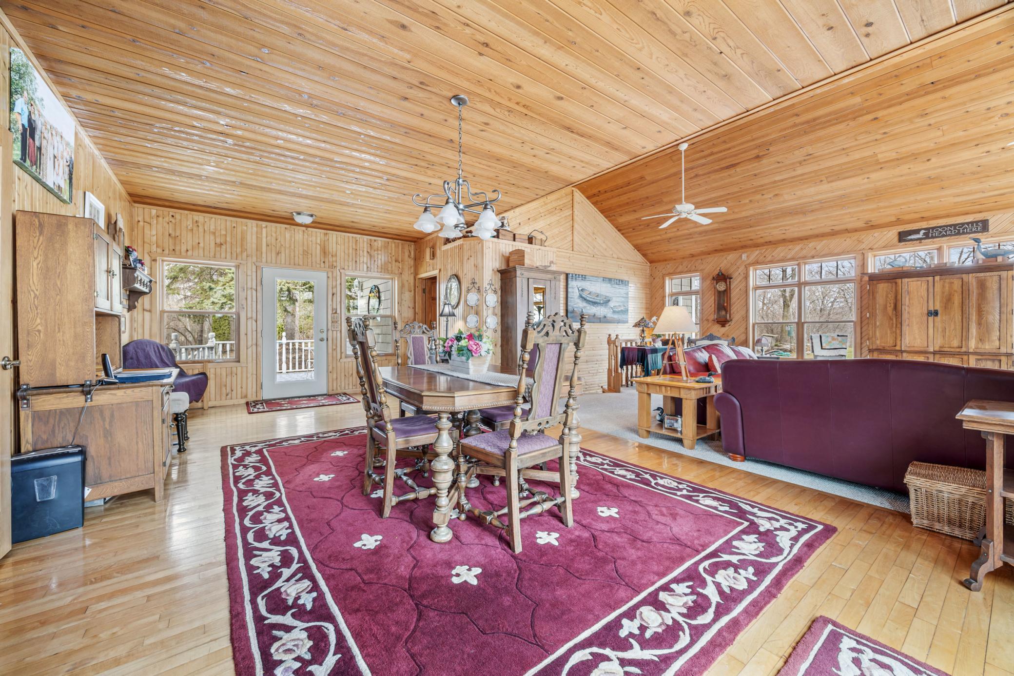 2001 single family home for sale at 32331 Loon Drive in Vergas, MN — 3 bed, 4 bath (photo 7 of 43)