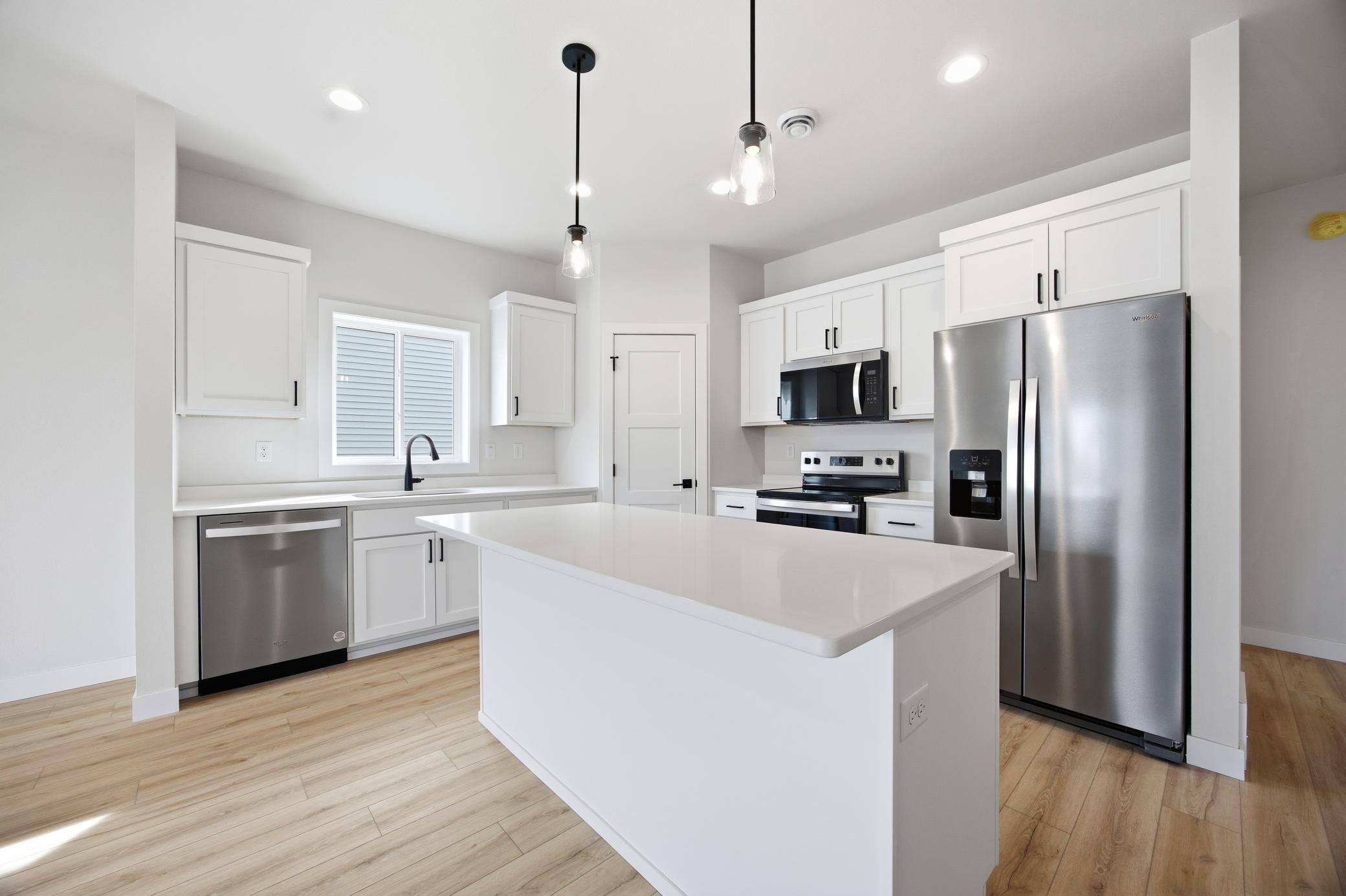 6267 87 Avenue S, Horace ND 58047 - Photo 12 of 32