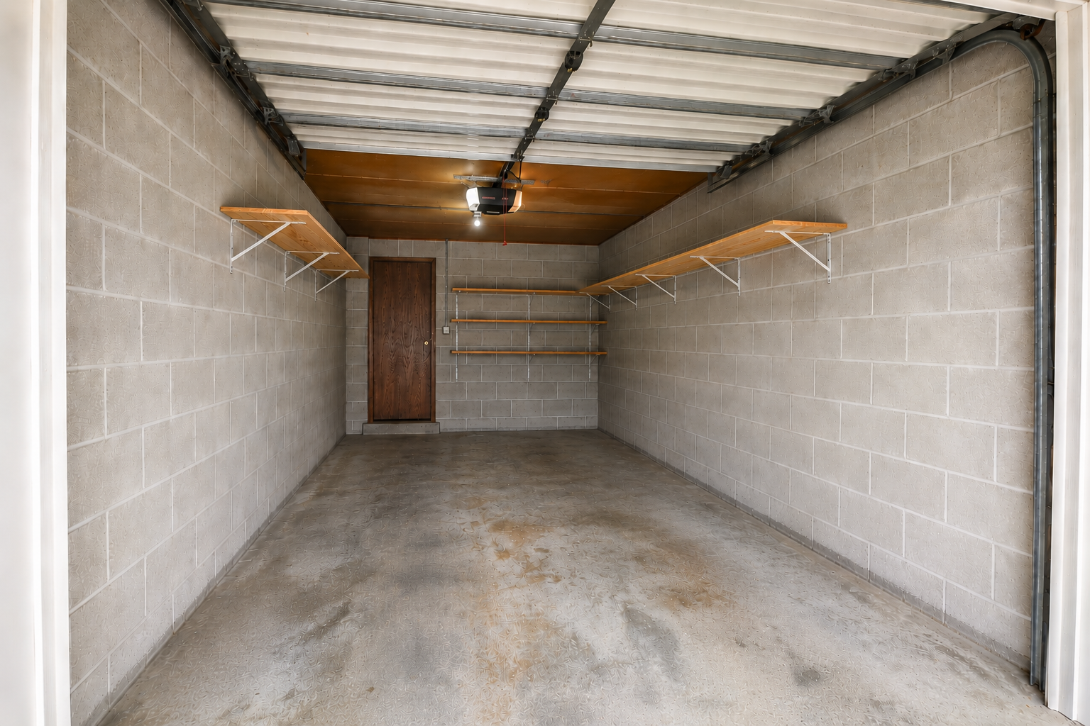 1970 condo for sale at 1516 19 1/2 Street S, Unit 6 in Moorhead, MN — 2 bed, 1 bath (photo 15 of 17)