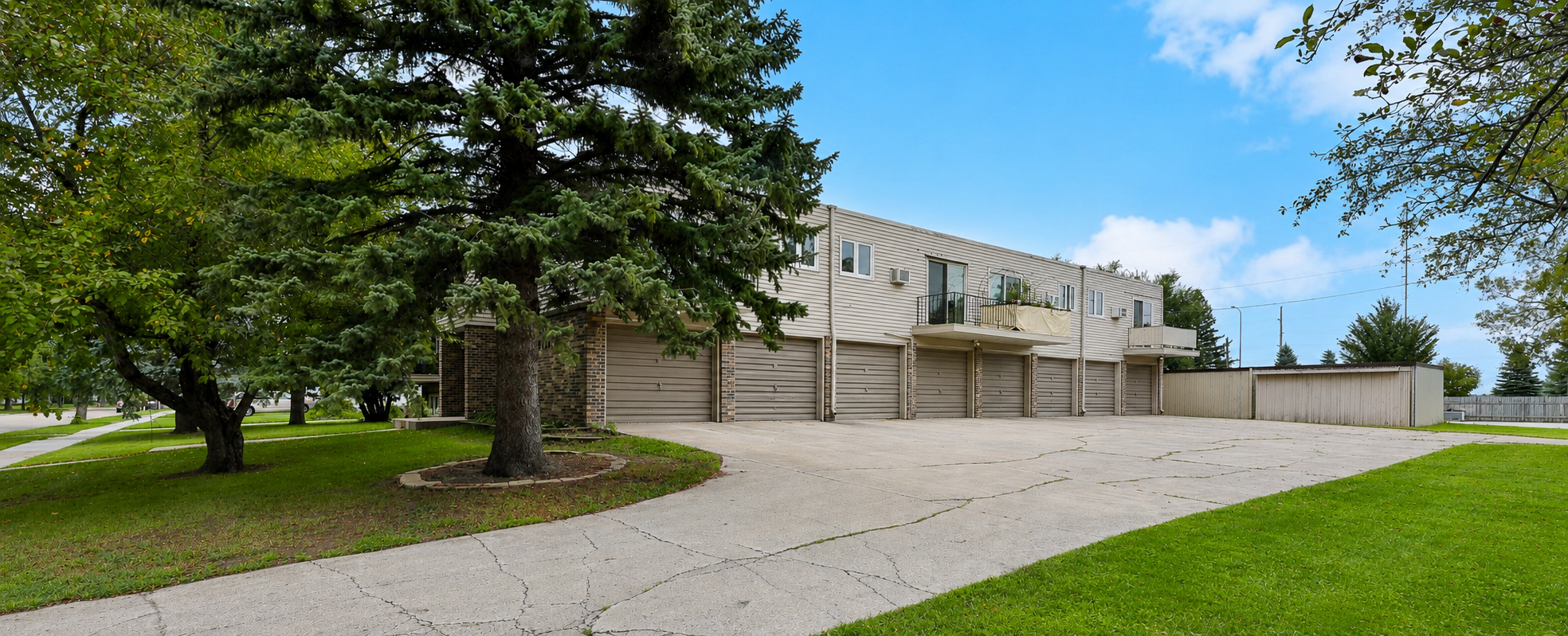 1970 condo for sale at 1516 19 1/2 Street S, Unit 6 in Moorhead, MN — 2 bed, 1 bath (photo 17 of 17)