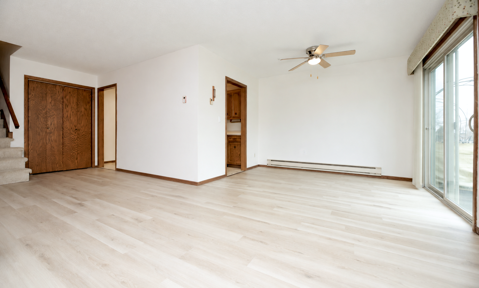 1970 condo for sale at 1516 19 1/2 Street S, Unit 6 in Moorhead, MN — 2 bed, 1 bath (photo 5 of 17)
