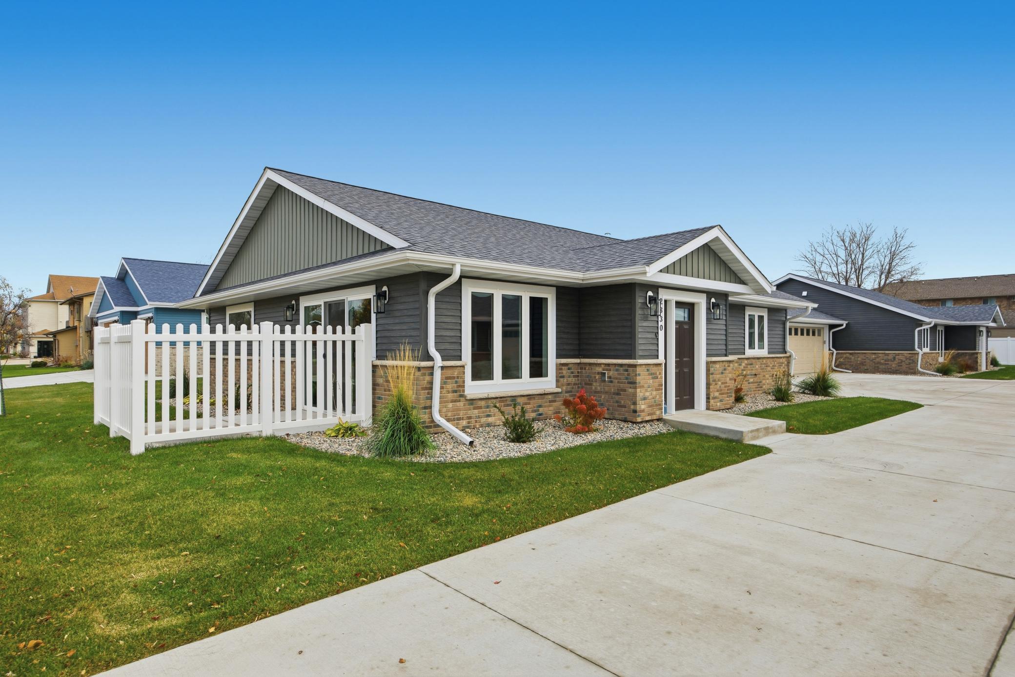 2330 30 Avenue S, Fargo ND 58104 - Photo 2 of 27