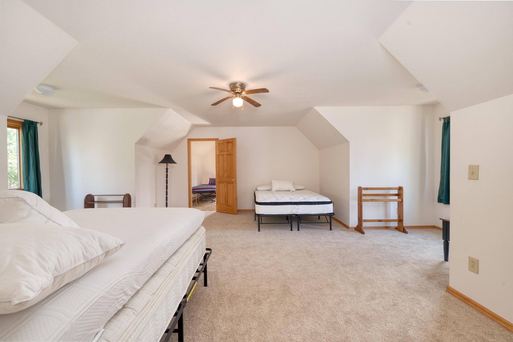 2006 single family home for sale at 10804 W Splithand Road in Grand Rapids, MN — 5 bed, 3 bath (photo 16 of 24)