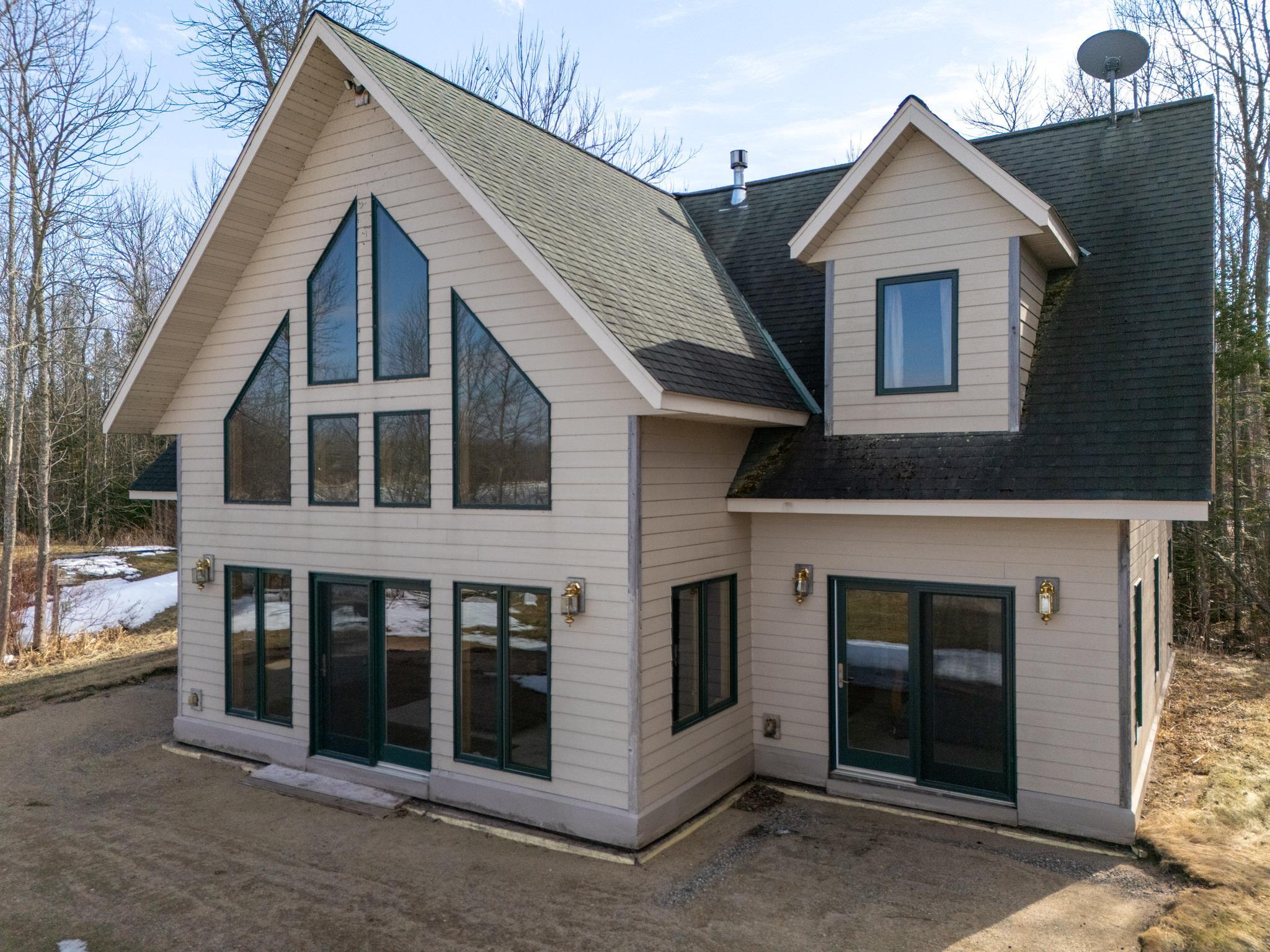 2006 single family home for sale at 10804 W Splithand Road in Grand Rapids, MN — 5 bed, 3 bath (photo 4 of 24)