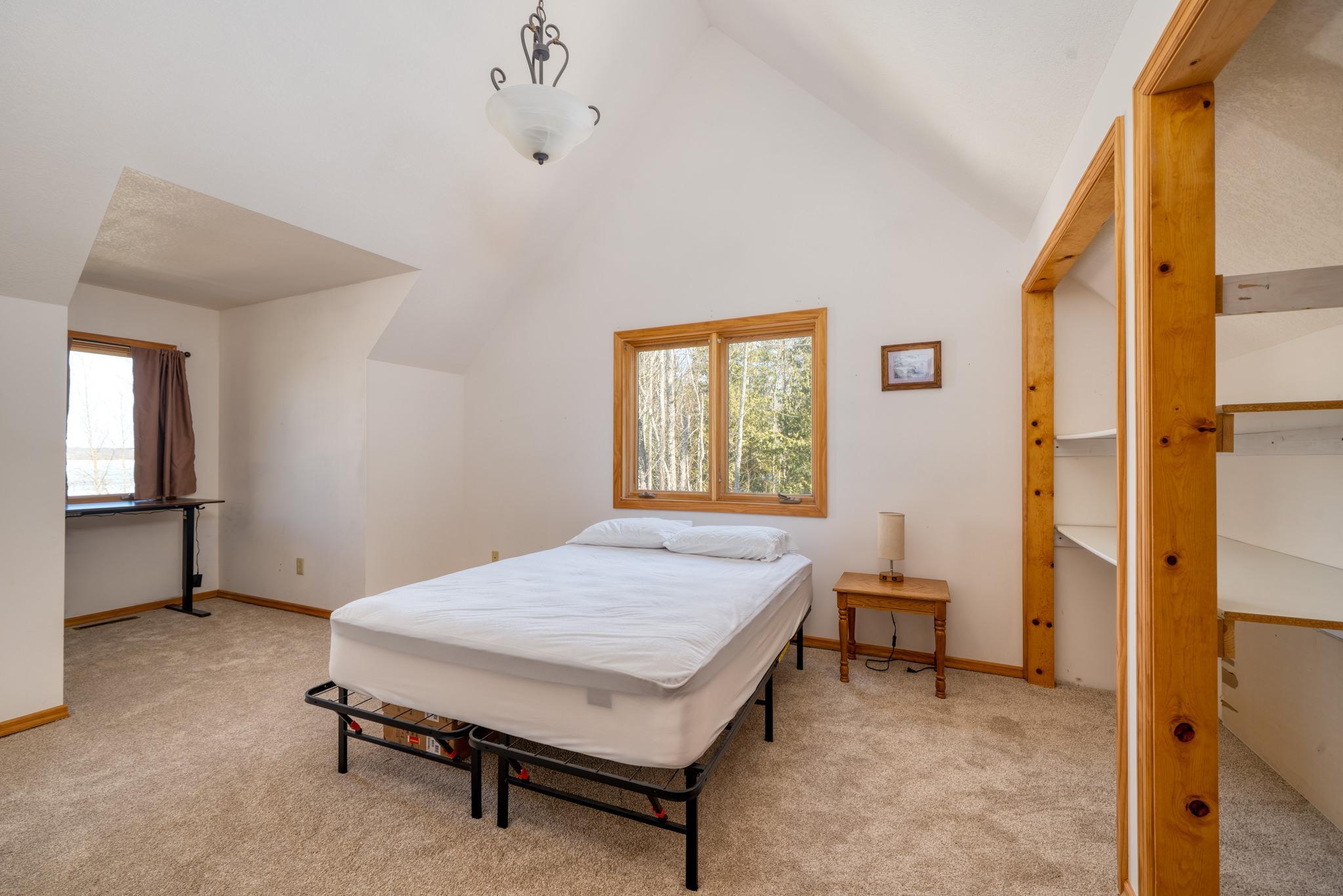 2006 single family home for sale at 10804 W Splithand Road in Grand Rapids, MN — 5 bed, 3 bath (photo 25 of 44)