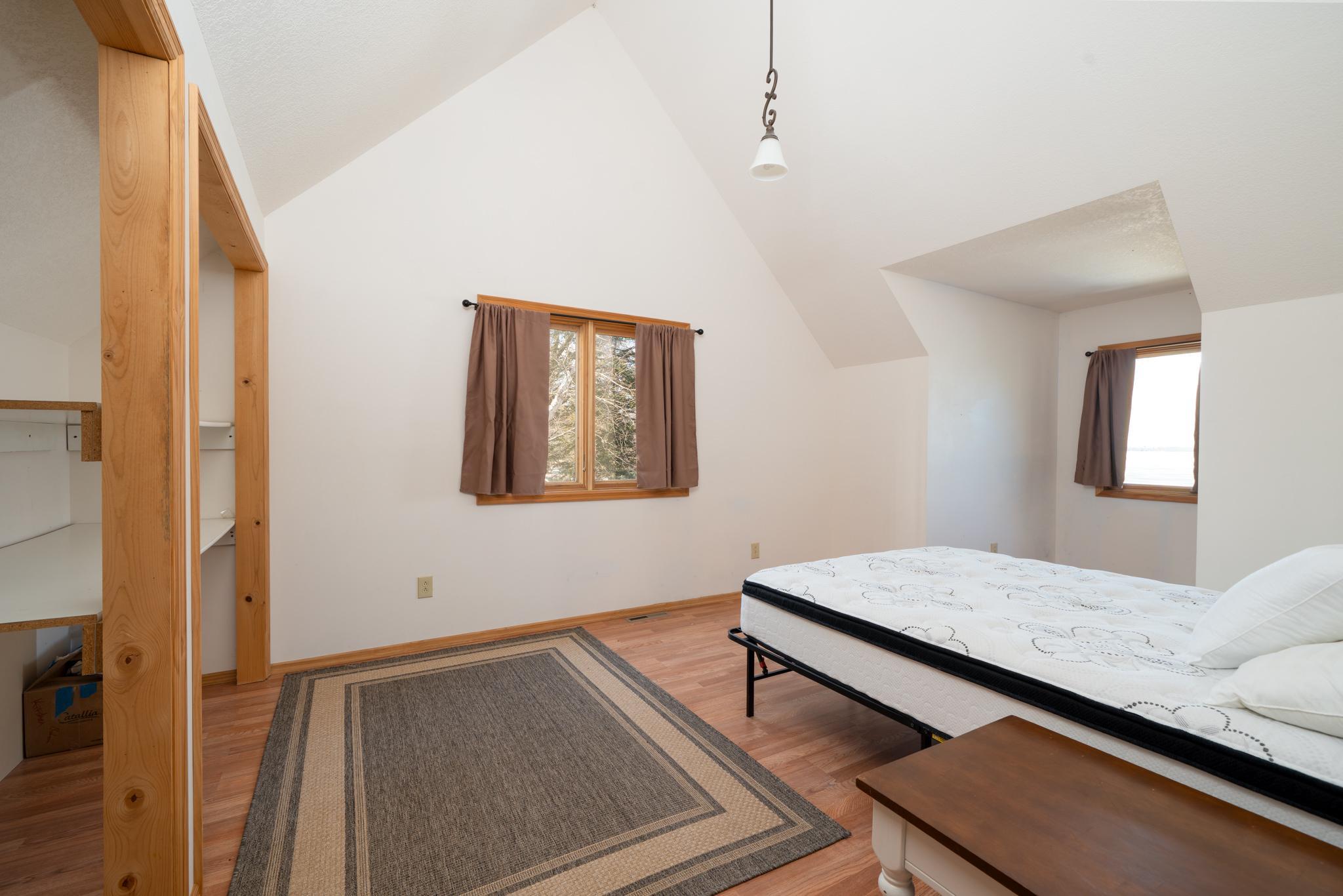 2006 single family home for sale at 10804 W Splithand Road in Grand Rapids, MN — 5 bed, 3 bath (photo 26 of 44)