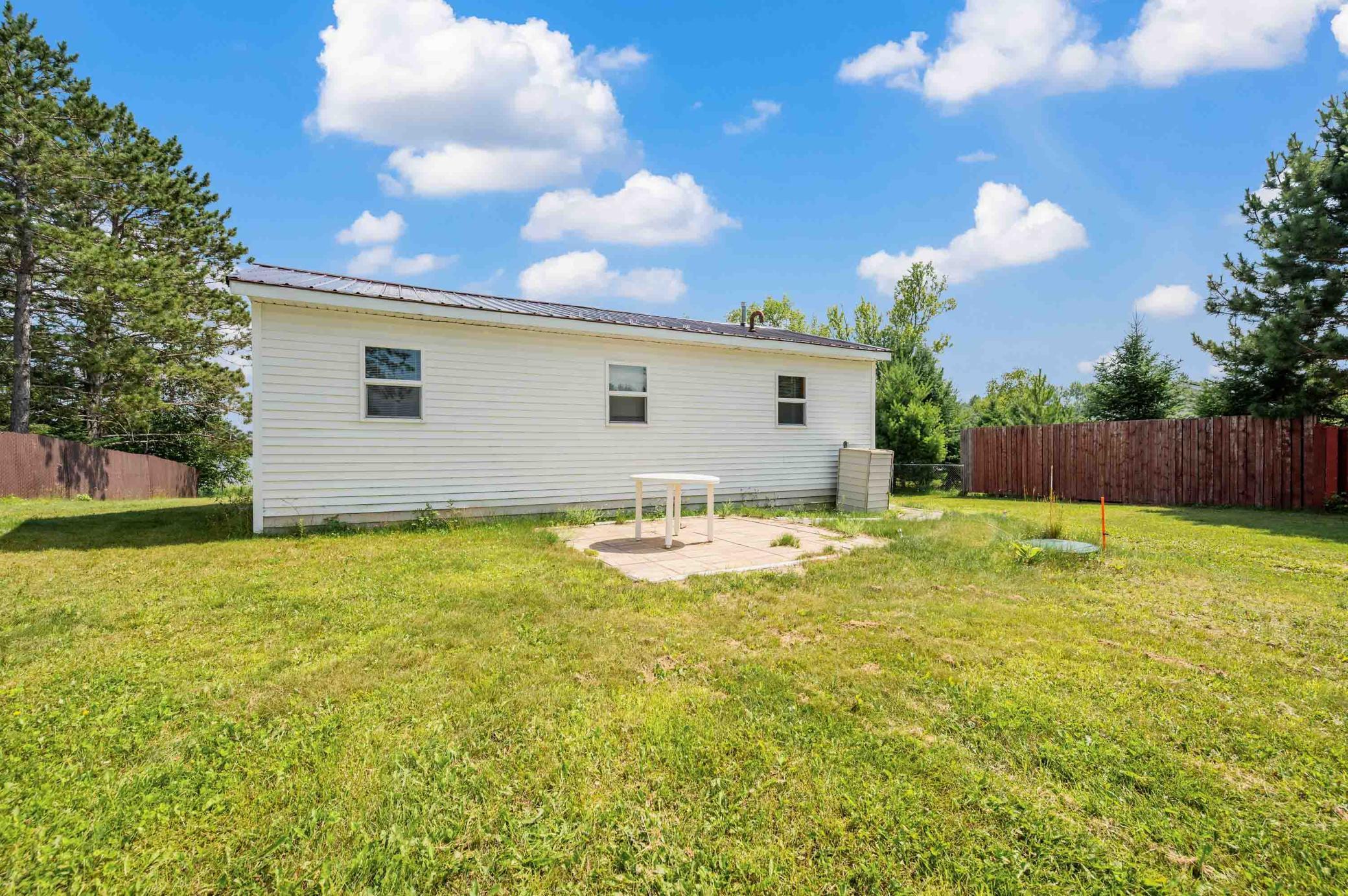 1975 single family home for sale at 49812 Long Lake Trail in Bigfork, MN — 2 bed, 1 bath (photo 17 of 22)