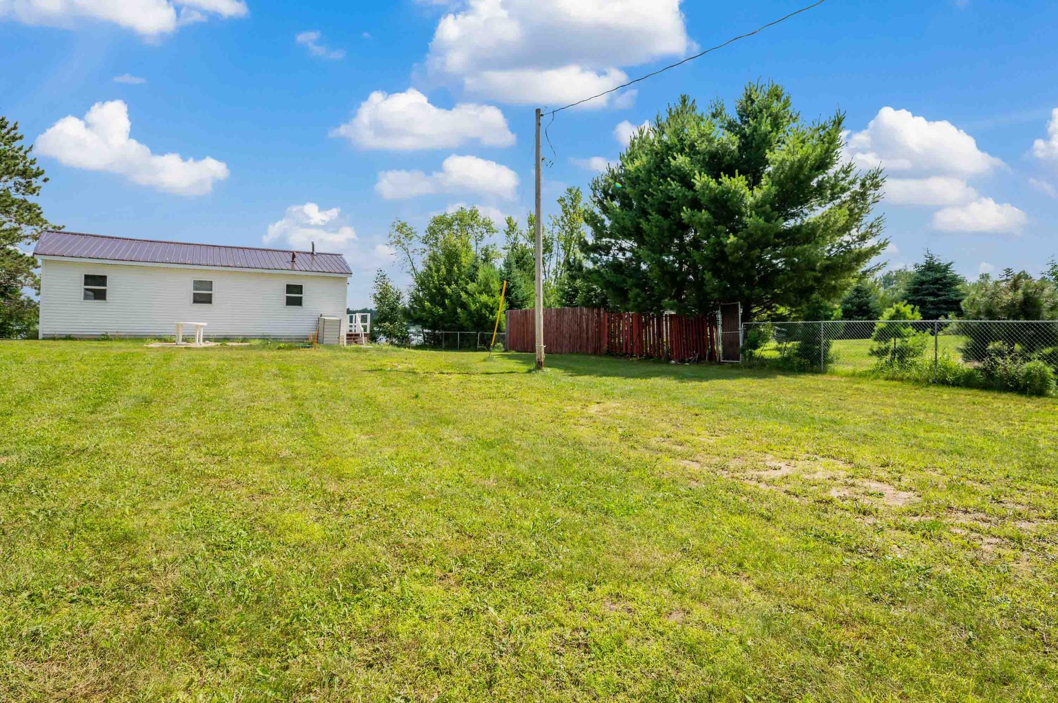 1975 single family home for sale at 49812 Long Lake Trail in Bigfork, MN — 2 bed, 1 bath (photo 20 of 22)