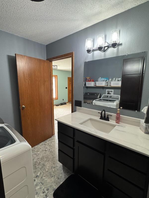 1946 single family home for sale at 222 Washington Avenue in Hatton, ND — 3 bed, 2 bath (photo 12 of 27)