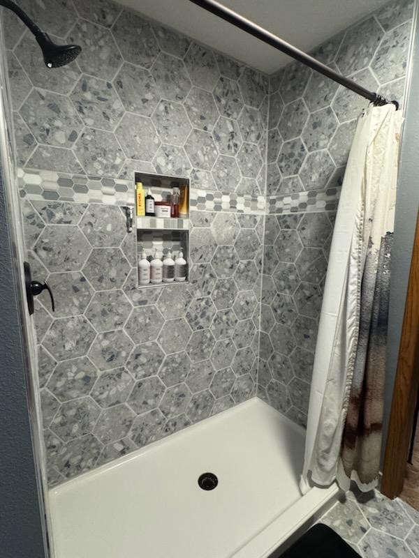 1946 single family home for sale at 222 Washington Avenue in Hatton, ND — 3 bed, 2 bath (photo 13 of 27)