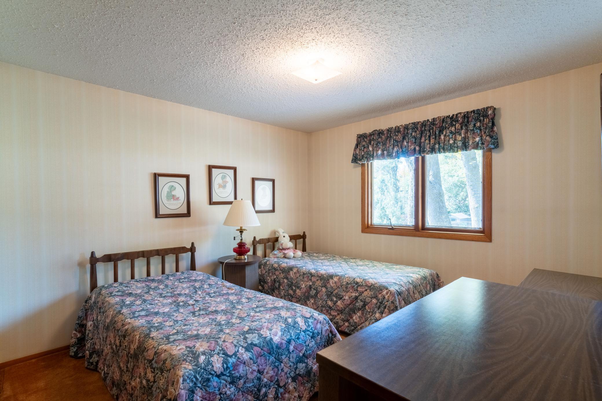 747 5th Avenue NW, Valley City ND 58072 - Photo 5 of 12
