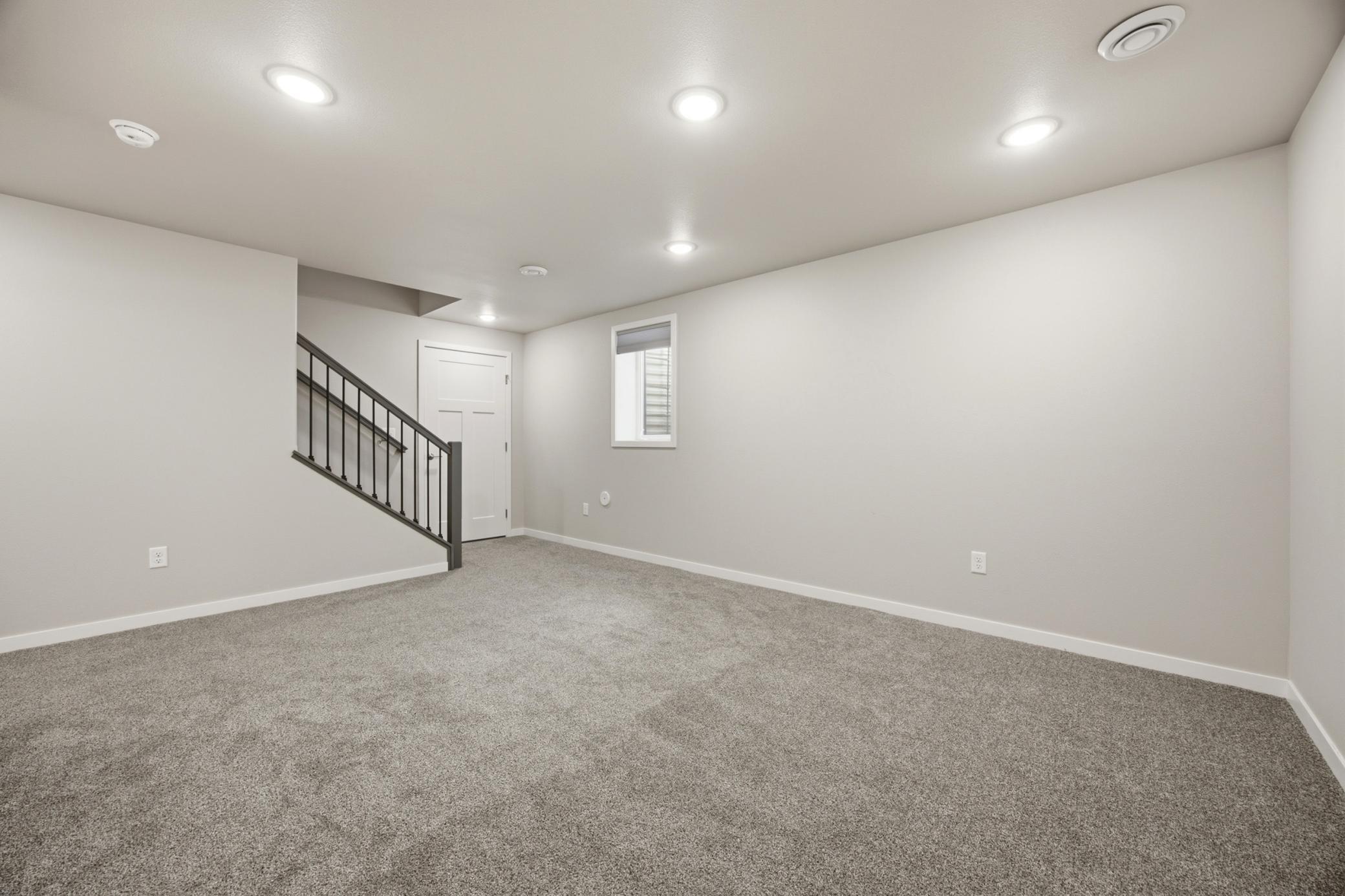 2018 single family home for sale at 8068 Goldfinch Drive in Horace, ND — 4 bed, 4 bath (photo 20 of 31)