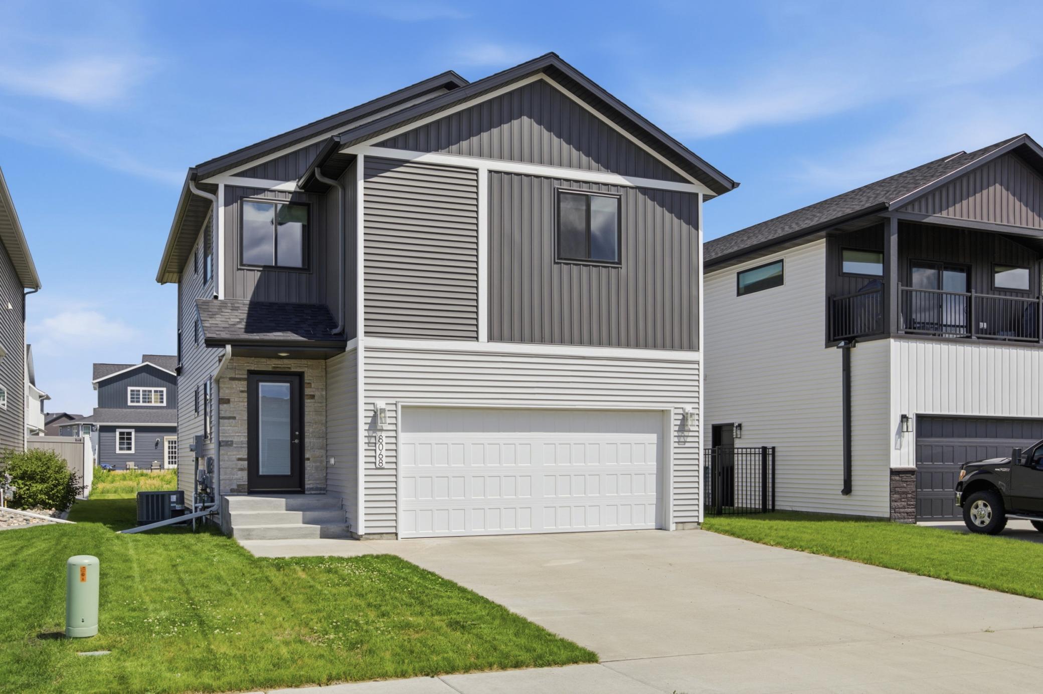 2018 single family home for sale at 8068 Goldfinch Drive in Horace, ND — 4 bed, 4 bath (photo 29 of 31)