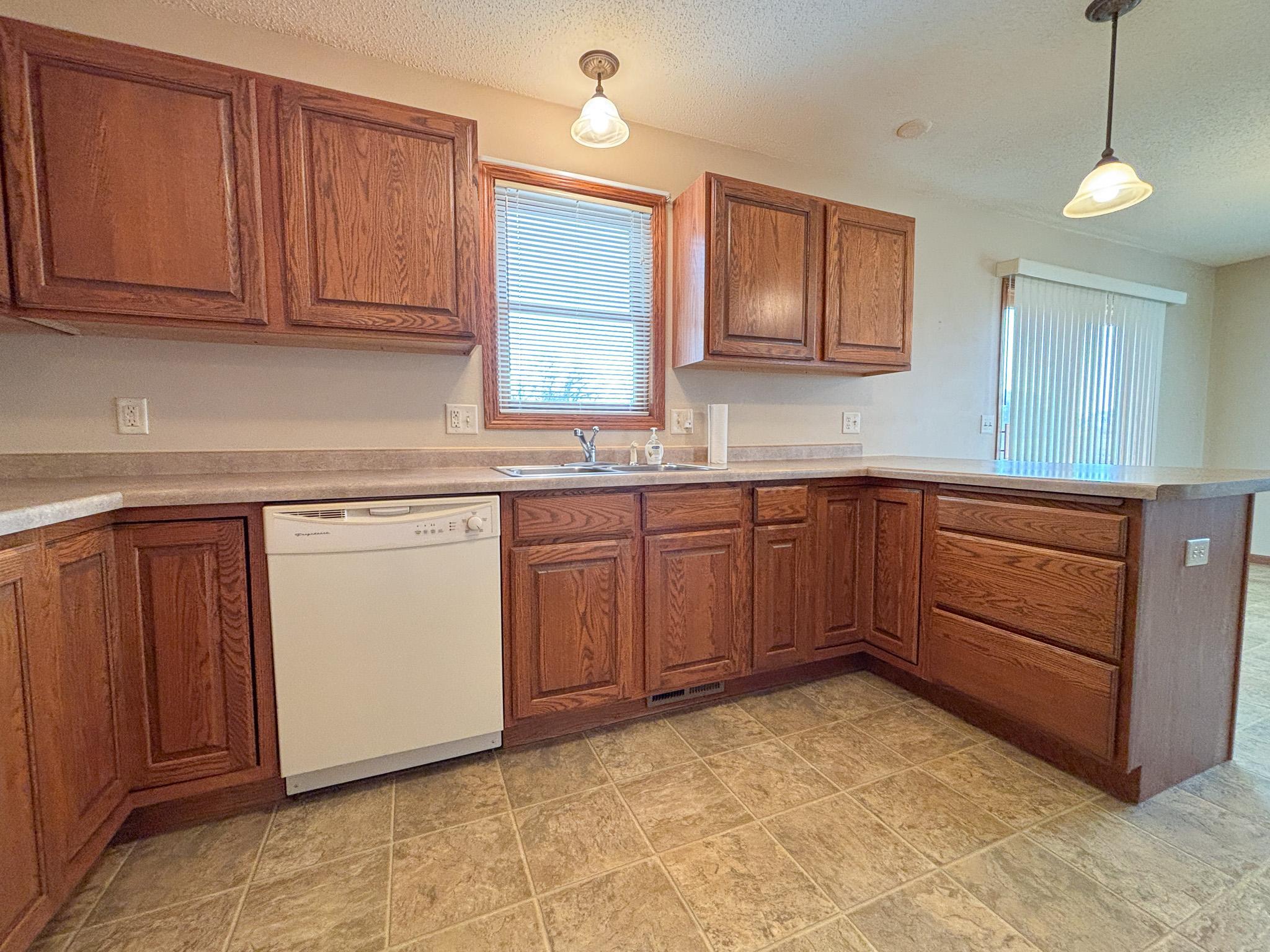 2007 single family home for sale at 32807 200th Street in Underwood, MN — 2 bed, 1 bath (photo 7 of 31)