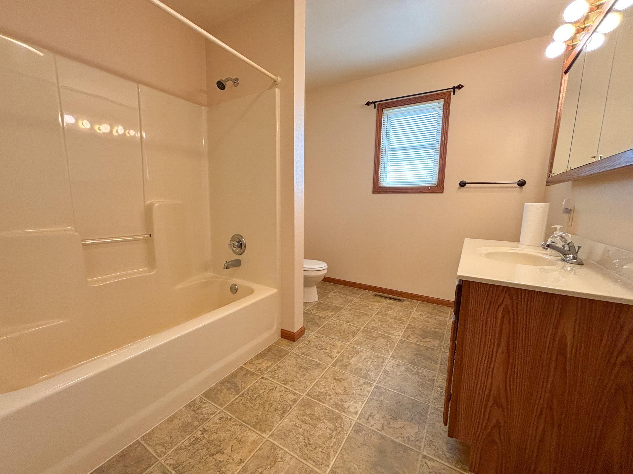 2007 single family home for sale at 32807 200th Street in Underwood, MN — 2 bed, 1 bath (photo 13 of 31)