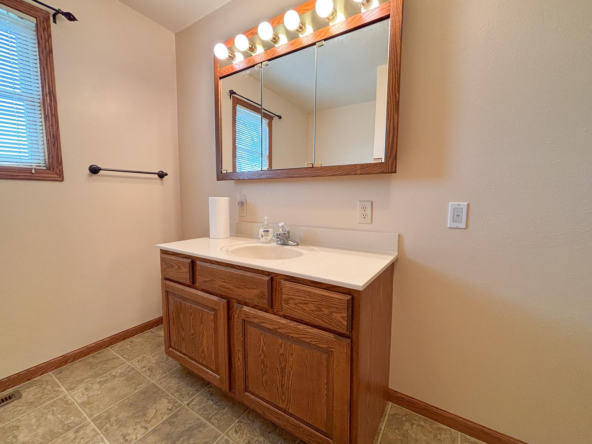 2007 single family home for sale at 32807 200th Street in Underwood, MN — 2 bed, 1 bath (photo 14 of 31)