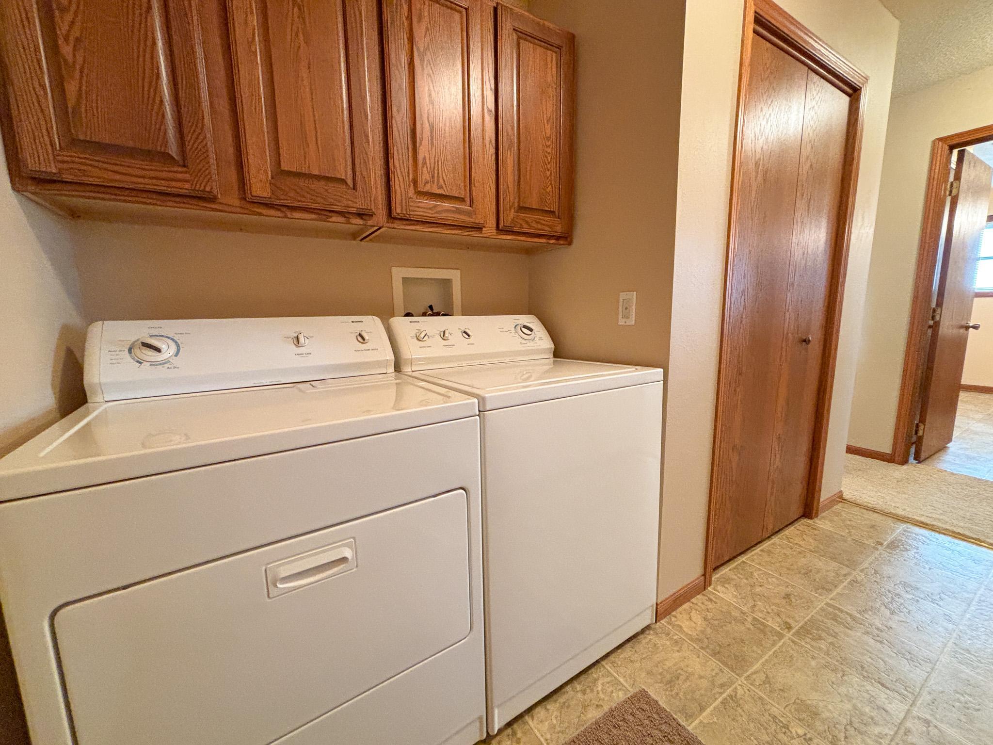 2007 single family home for sale at 32807 200th Street in Underwood, MN — 2 bed, 1 bath (photo 15 of 31)