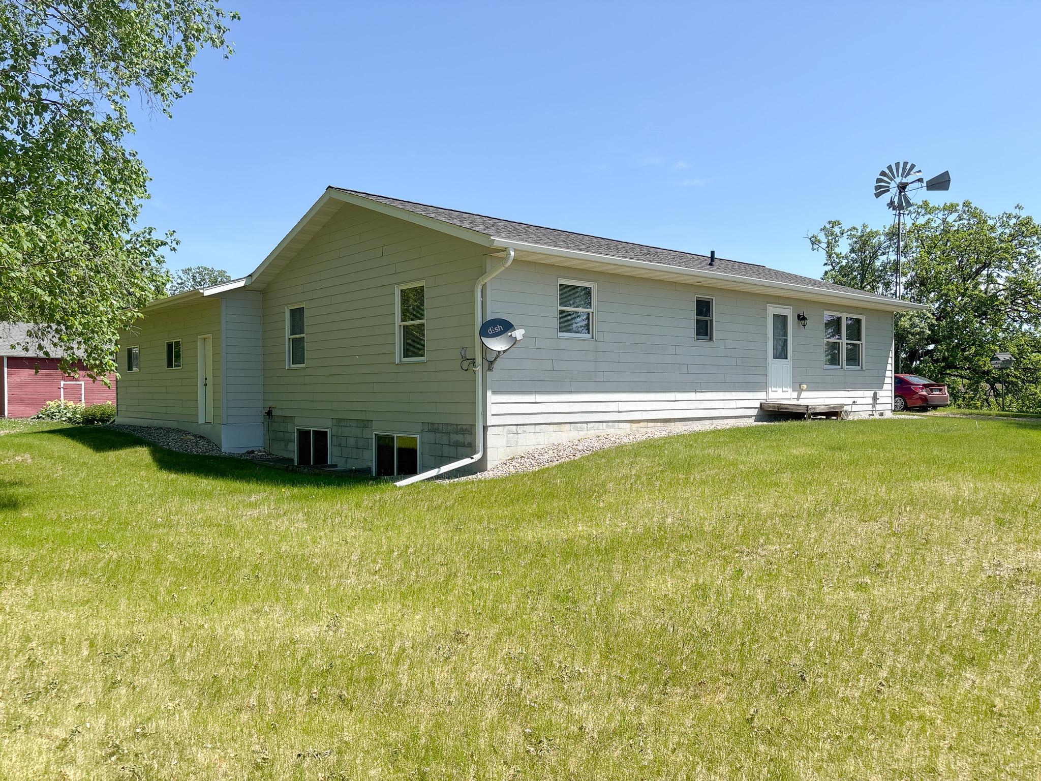 2007 single family home for sale at 32807 200th Street in Underwood, MN — 2 bed, 1 bath (photo 40 of 59)