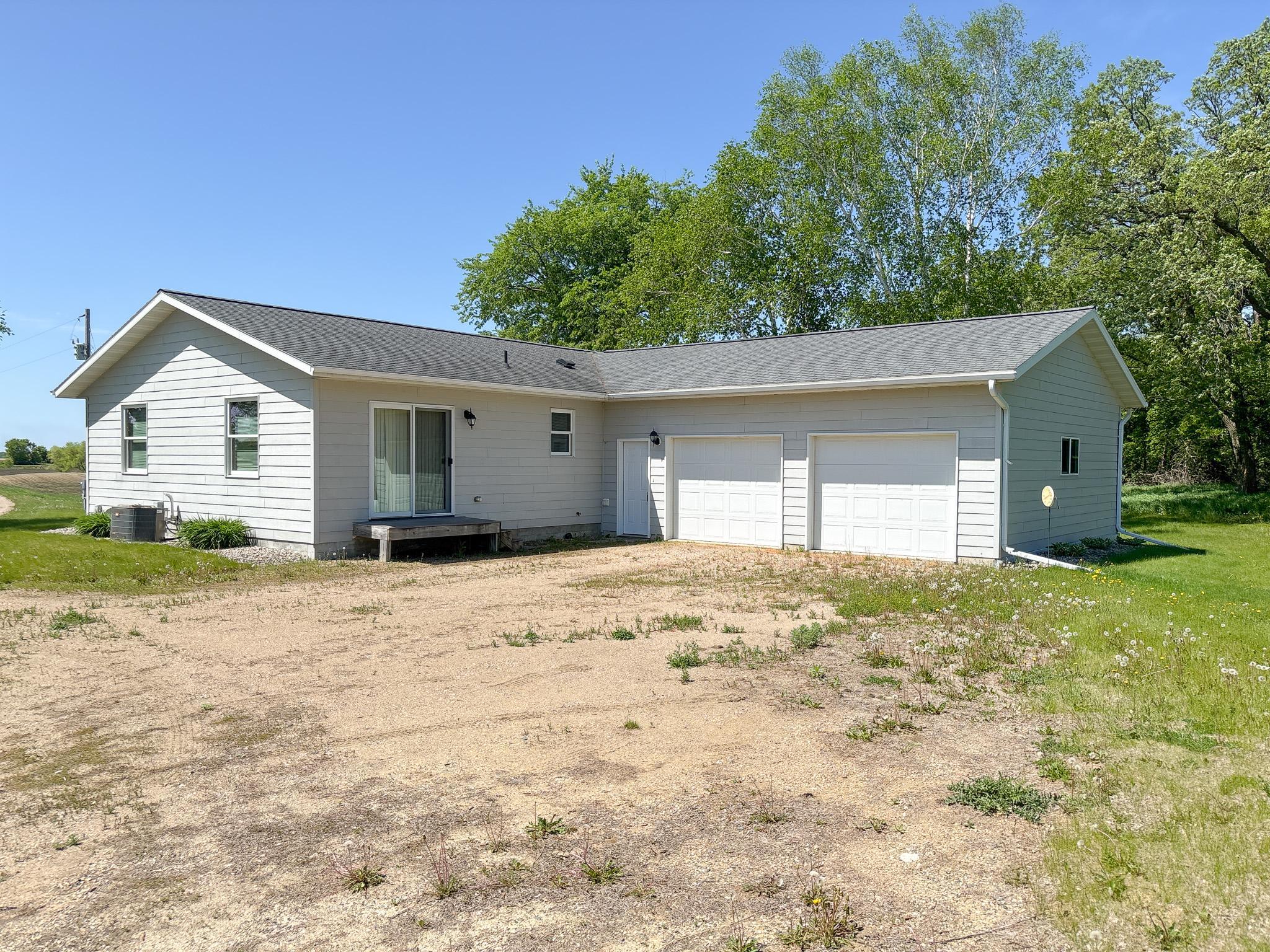 2007 single family home for sale at 32807 200th Street in Underwood, MN — 2 bed, 1 bath (photo 5 of 59)