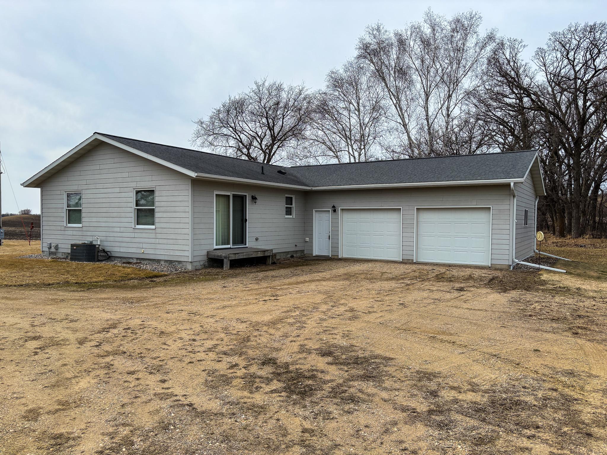 2007 single family home for sale at 32807 200th Street in Underwood, MN — 2 bed, 1 bath (photo 3 of 31)