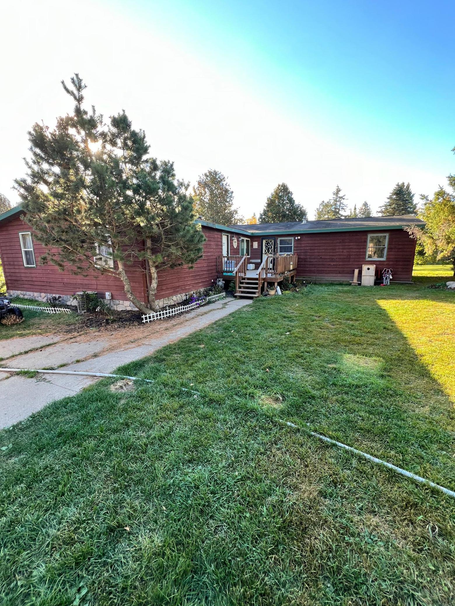 1993 single family home for sale at 2700 Glenwood Drive in Grand Rapids, MN — 4 bed, 3 bath (photo 4 of 19)