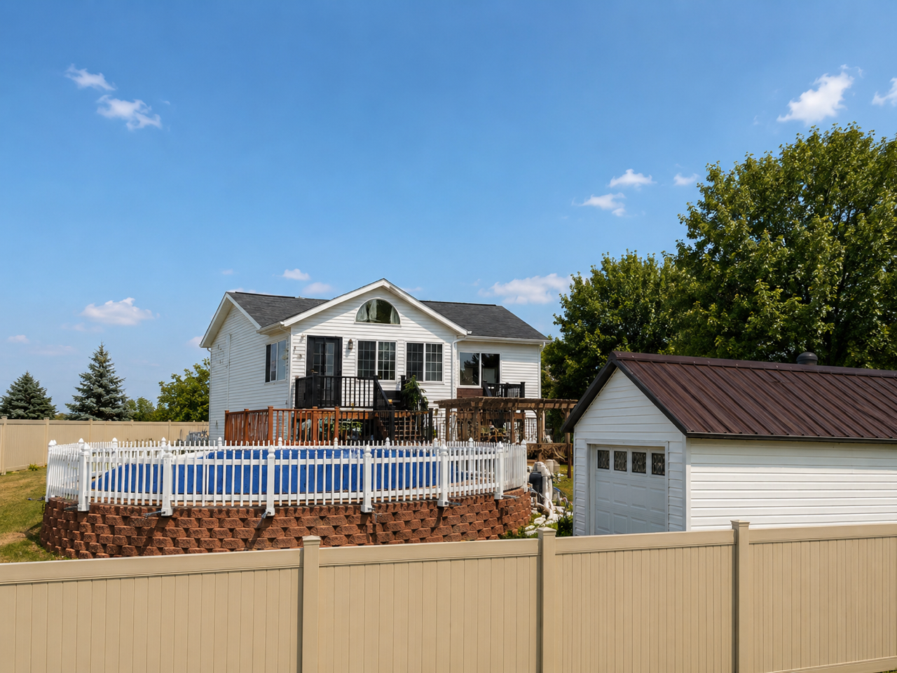 1999 single family home for sale at 238 PINEWOOD Boulevard in West Fargo, ND — 4 bed, 2 bath (photo 35 of 35)