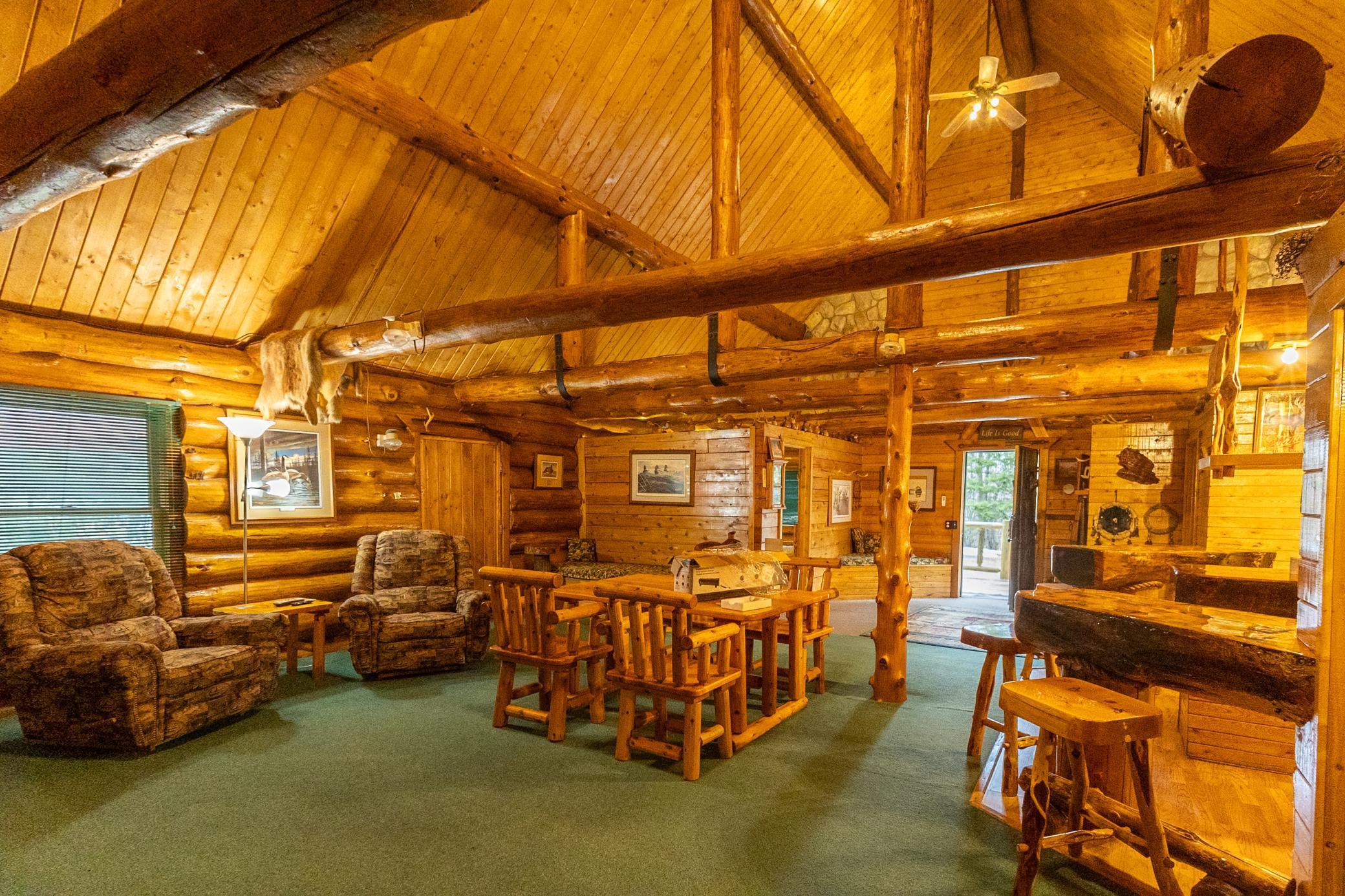 2001 single family home for sale at 28465 Highway 71 NE in Blackduck, MN — 2 bed, 1 bath (photo 2 of 21)