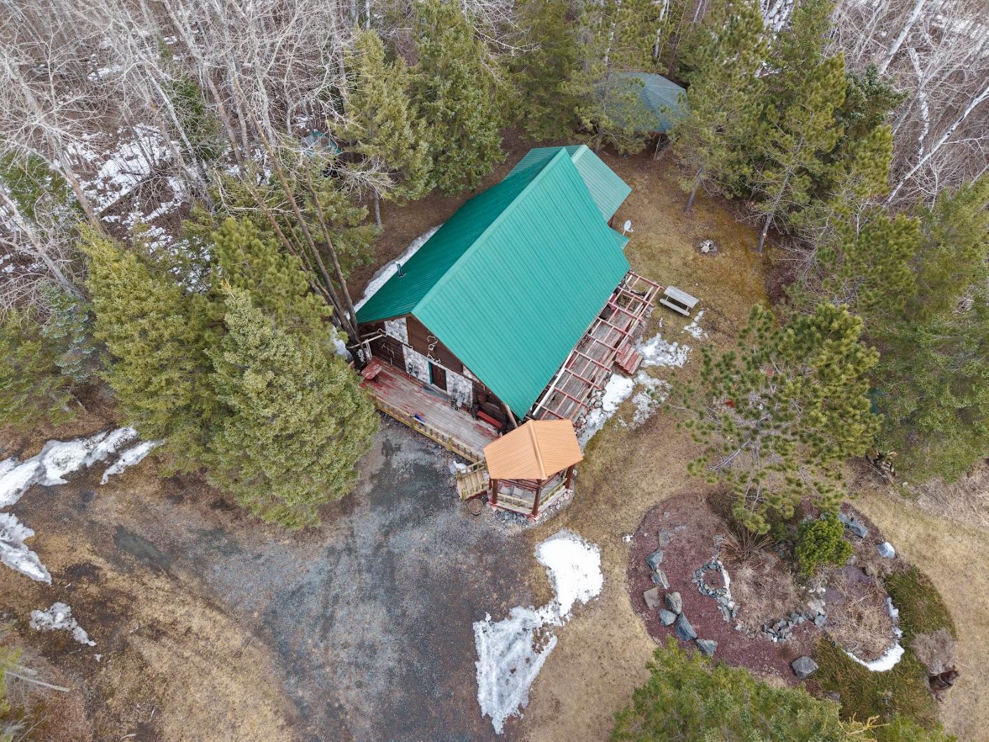 2001 single family home for sale at 28465 Highway 71 NE in Blackduck, MN — 2 bed, 1 bath (photo 13 of 21)