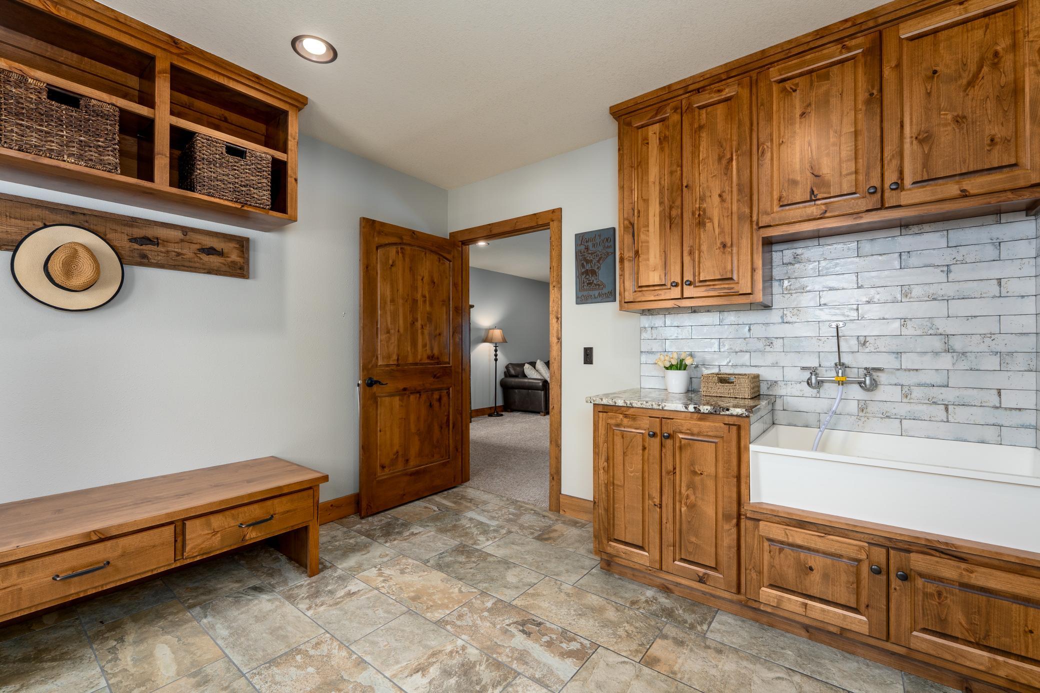 2019 single family home for sale at 12730 Manhattan Point Boulevard in Crosslake, MN — 5 bed, 3 bath (photo 39 of 65)