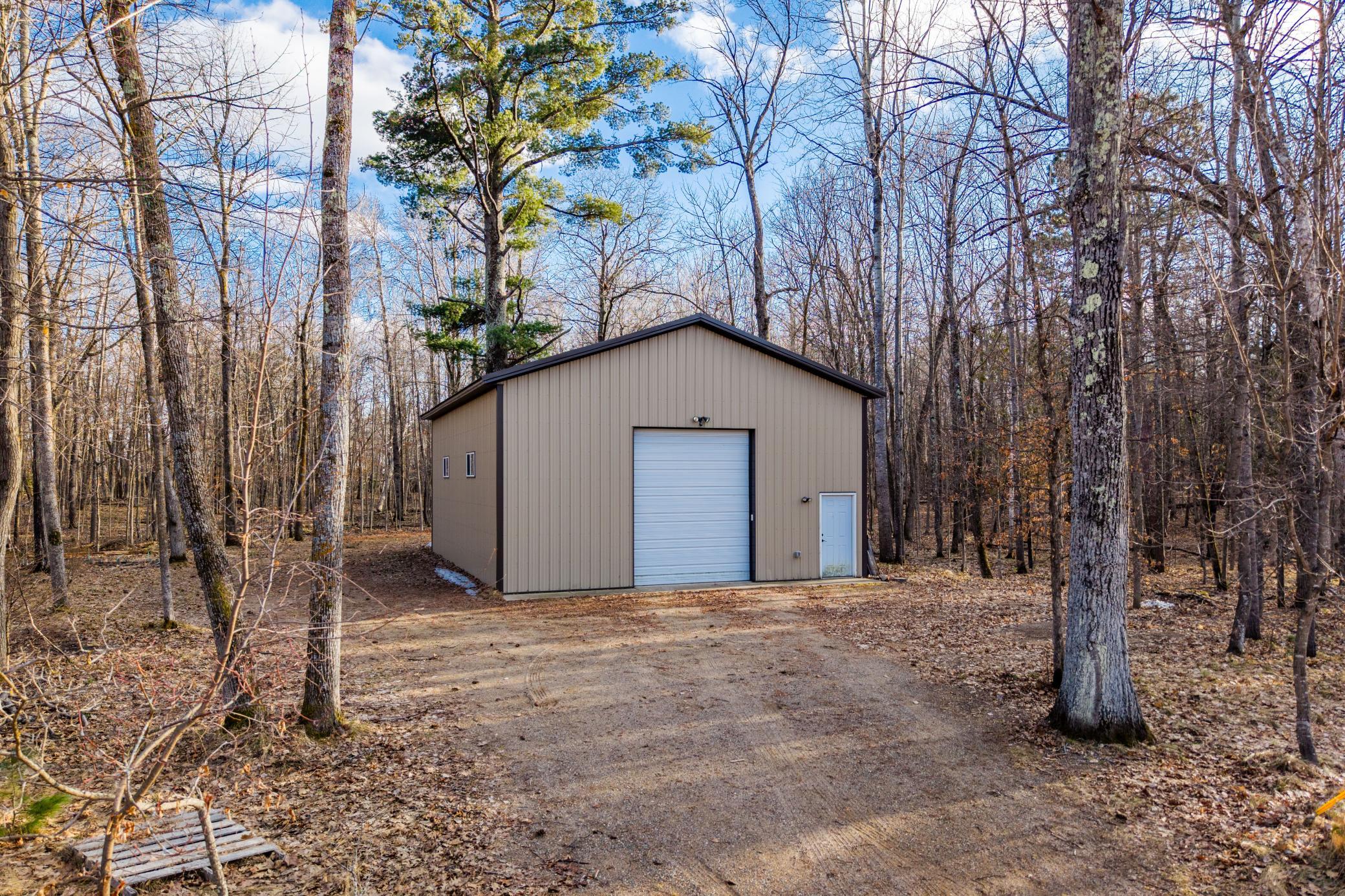 2019 single family home for sale at 12730 Manhattan Point Boulevard in Crosslake, MN — 5 bed, 3 bath (photo 42 of 65)