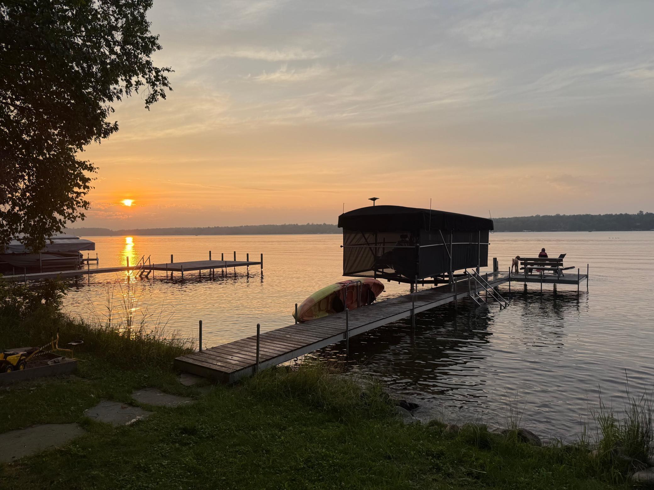 2019 single family home for sale at 12730 Manhattan Point Boulevard in Crosslake, MN — 5 bed, 3 bath (photo 8 of 65)