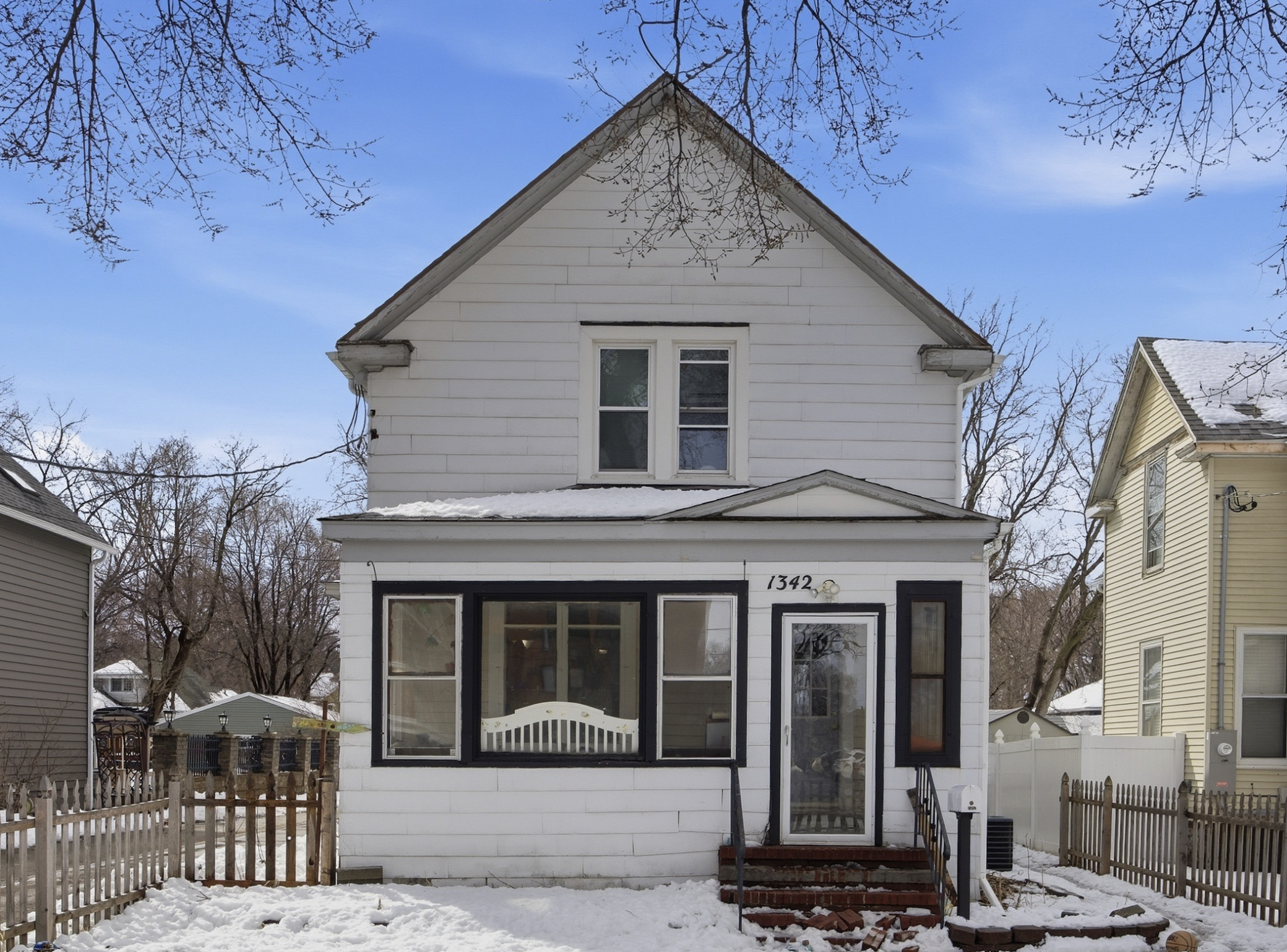 1342 3rd Avenue S, Fargo ND 58103 - Photo 2 of 32